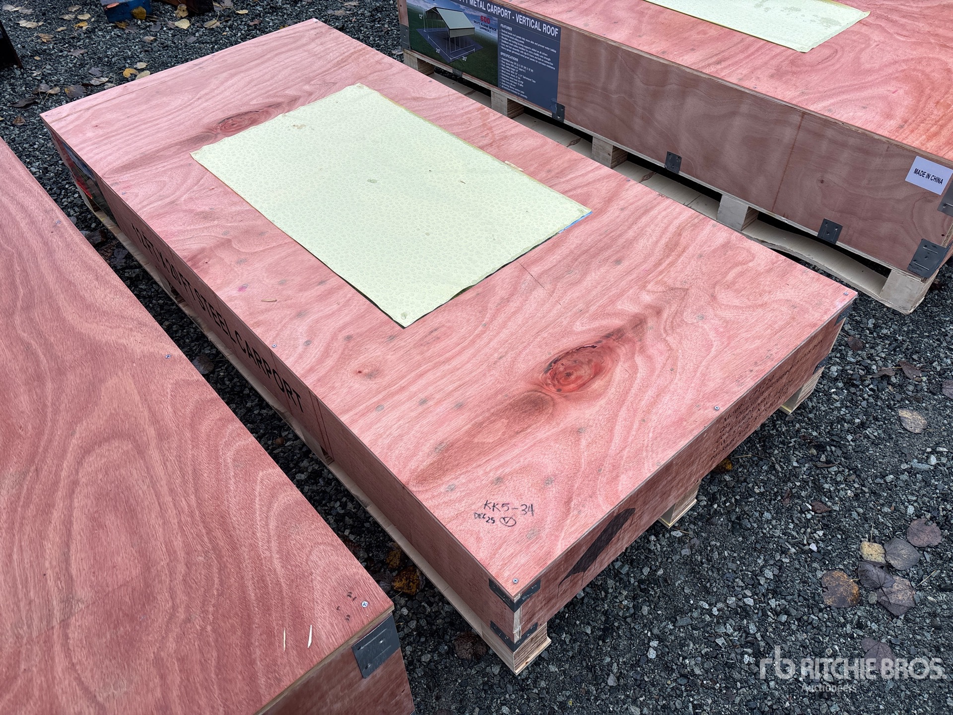 General Appearance with Picture, Left Front Corner