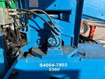 Chassis with Obrotowe centrum hydrauliczne