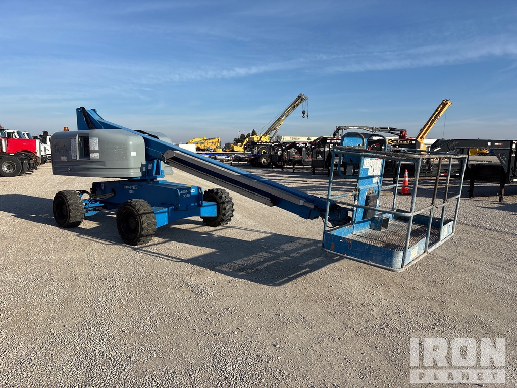 General Appearance - Boom Lift* with Imagen: esquina delantera derecha