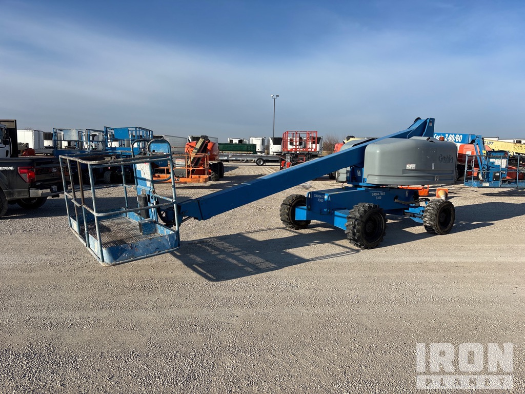 General Appearance - Boom Lift* with Imagen: esquina delantera izquierda