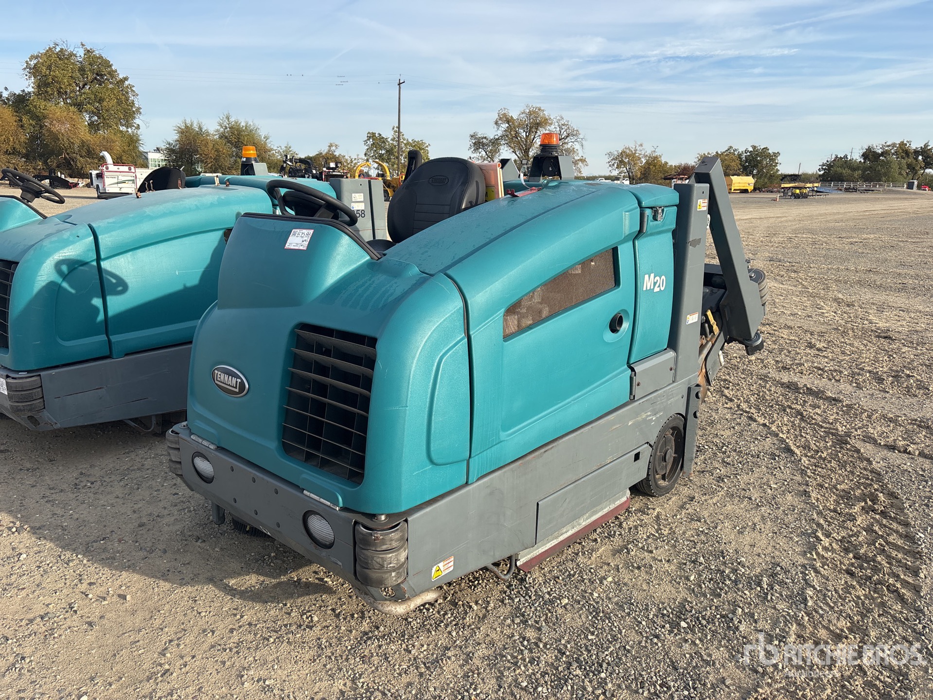 General Appearance with Featured Photo