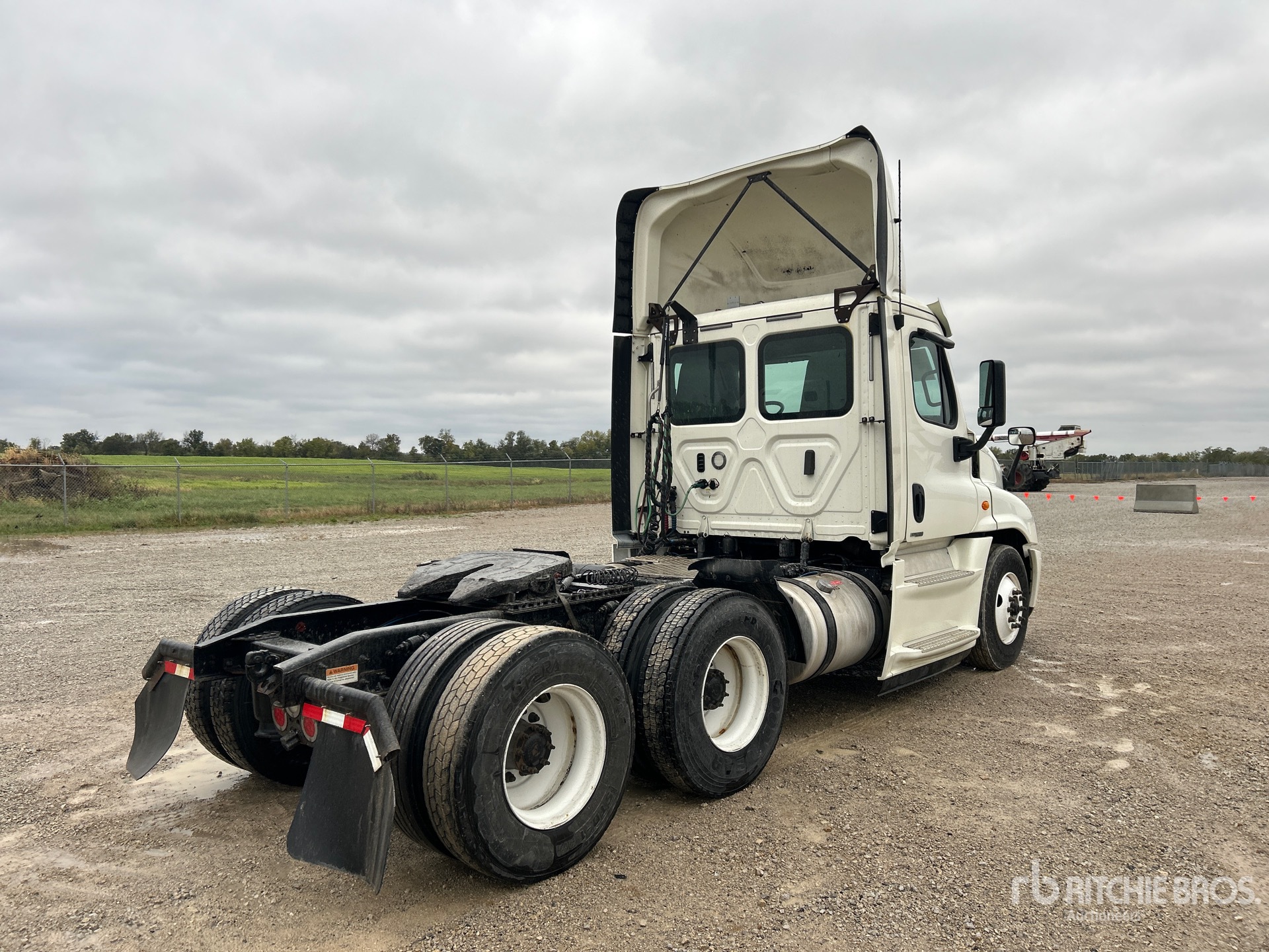 General Appearance with Zdjęcie, prawy dolny róg