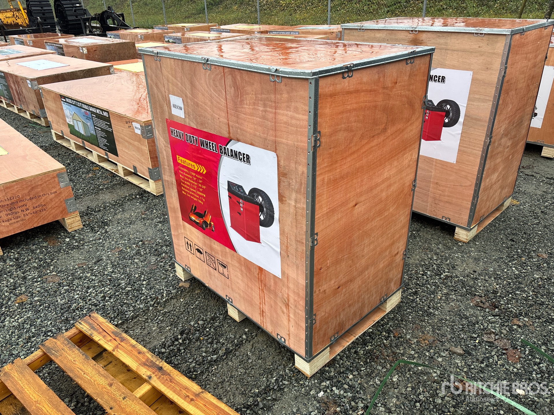 General Appearance with Picture, Left Front Corner