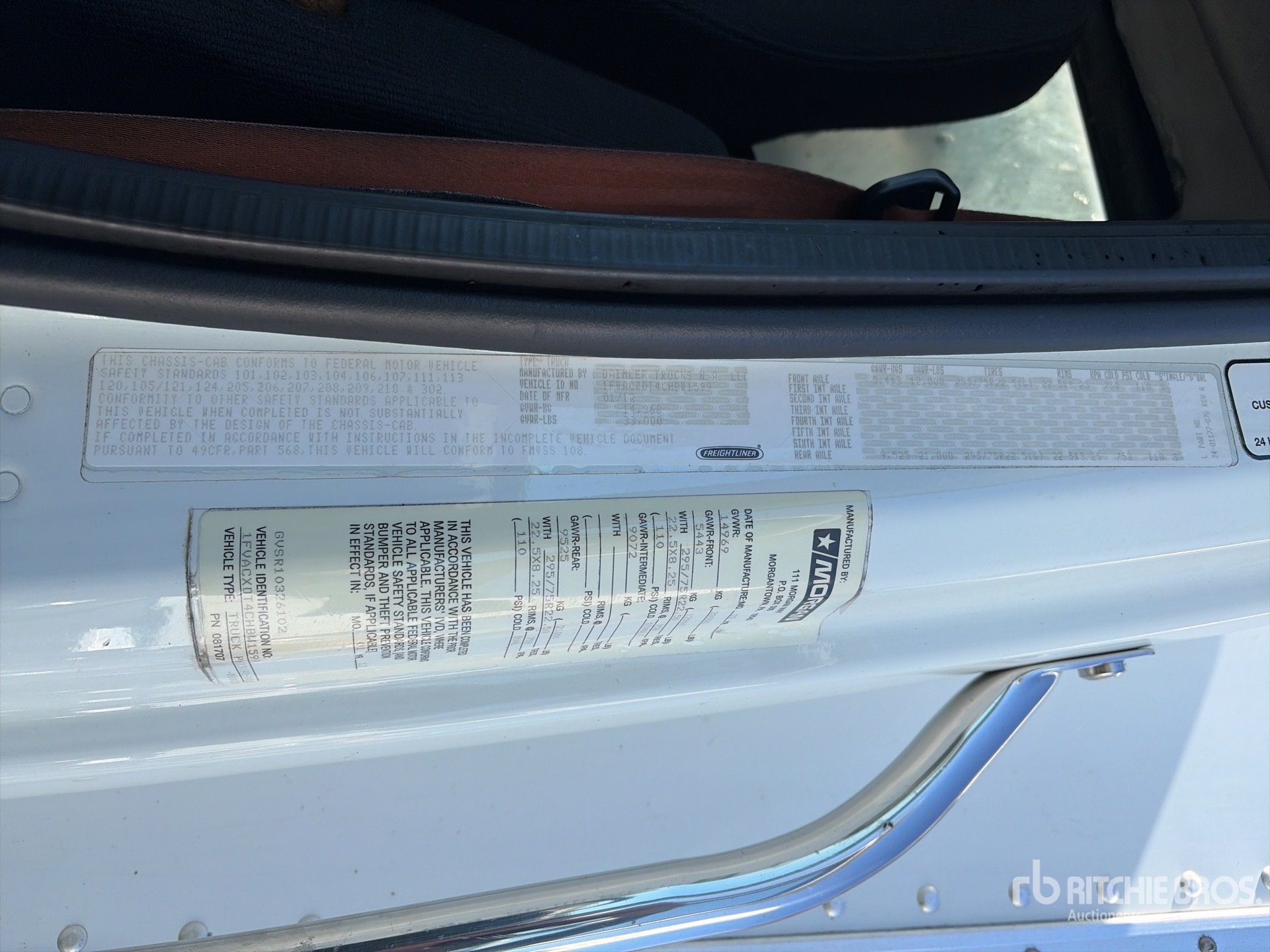 General Appearance with Numéro de série/Numéro d'identification du véhicule automobile