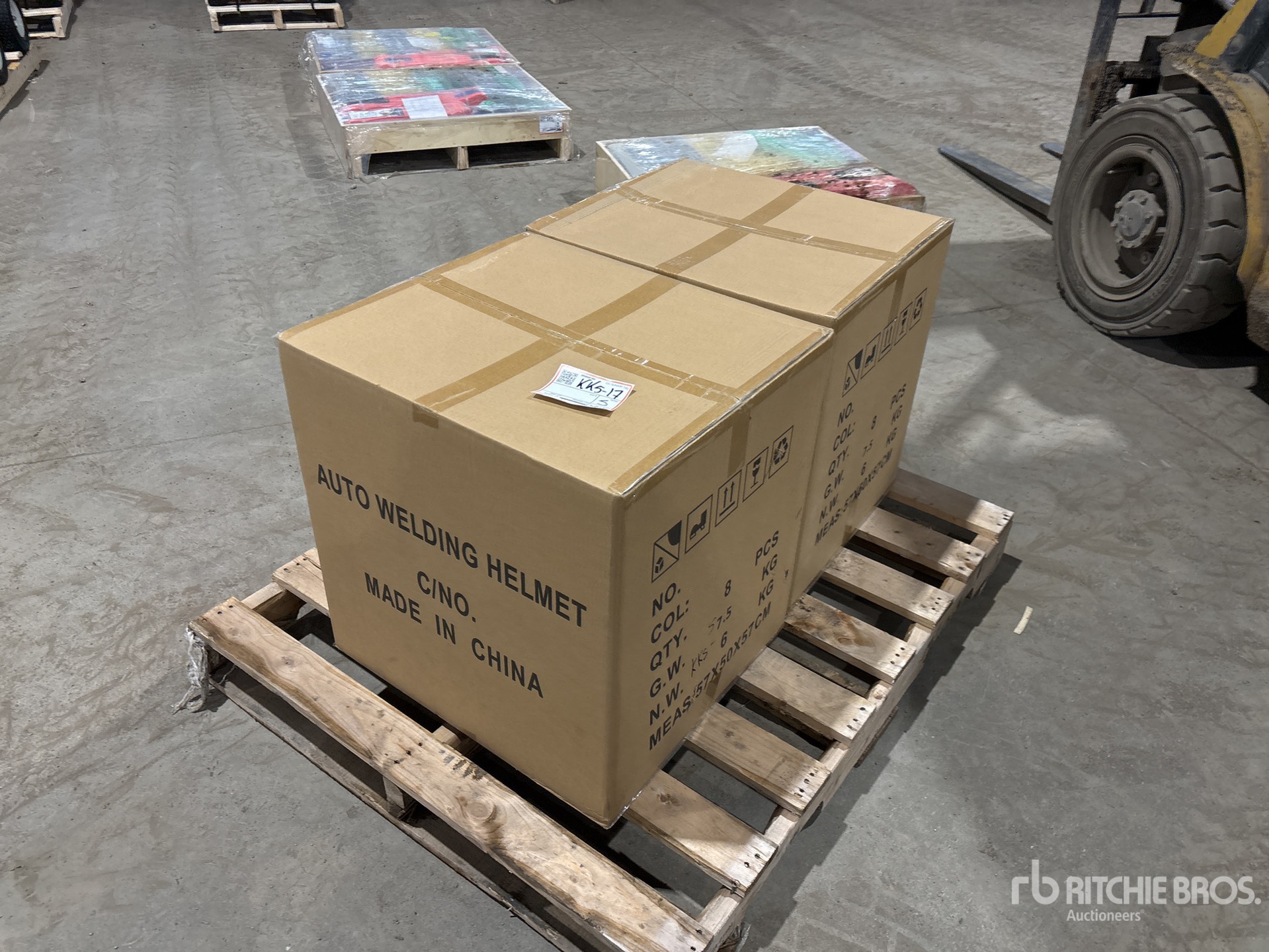 General Appearance with Picture, Left Front Corner