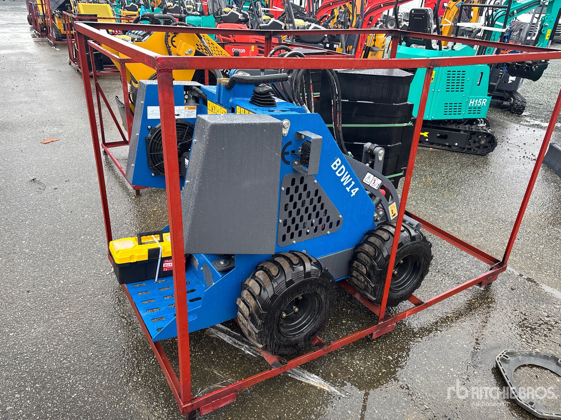 General Appearance with Imagen: esquina trasera derecha