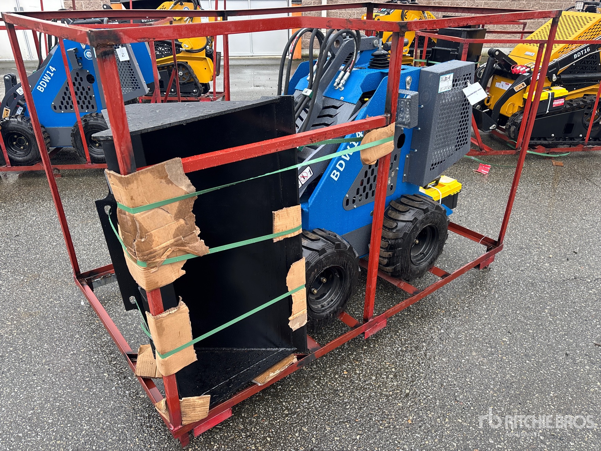 General Appearance with Picture, Left Front Corner