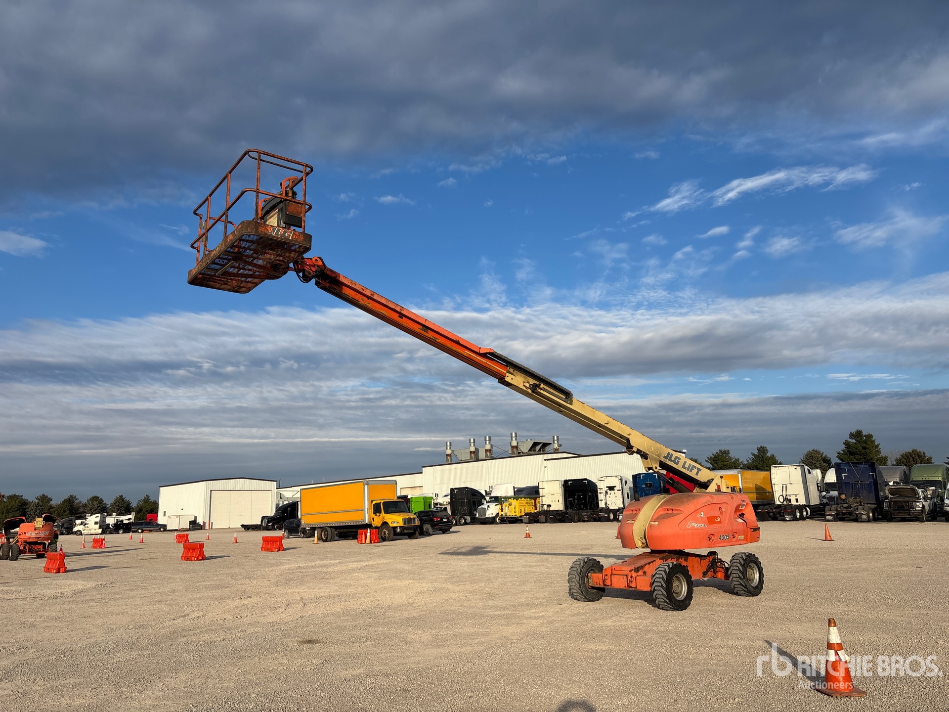 General Appearance with Featured Photo