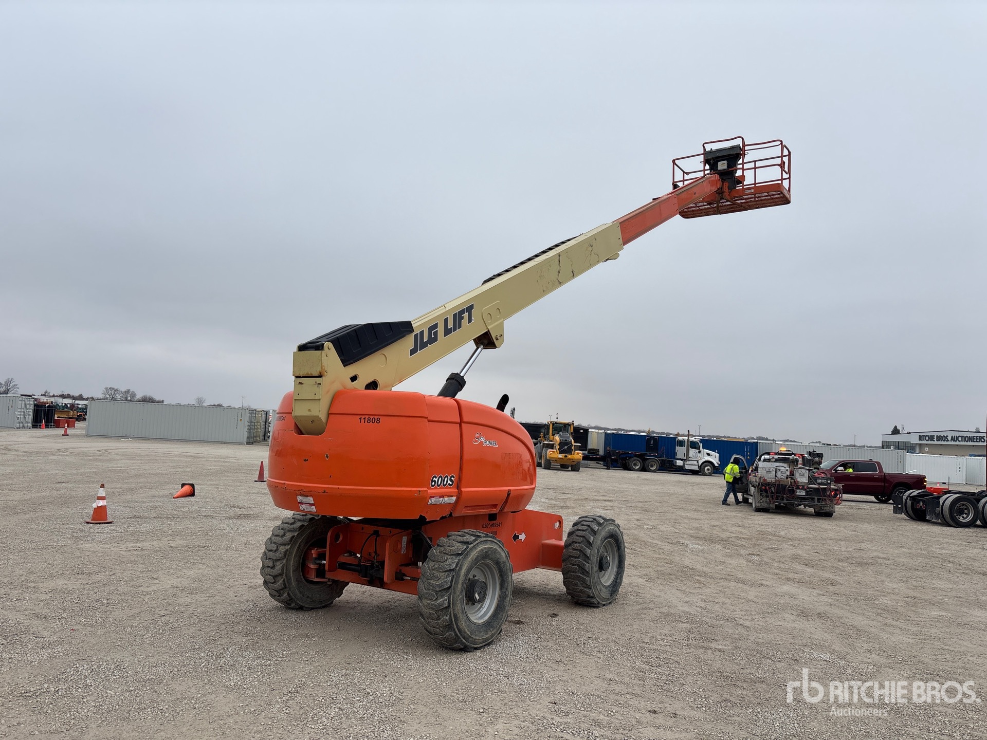 General Appearance with Imagen: esquina trasera derecha