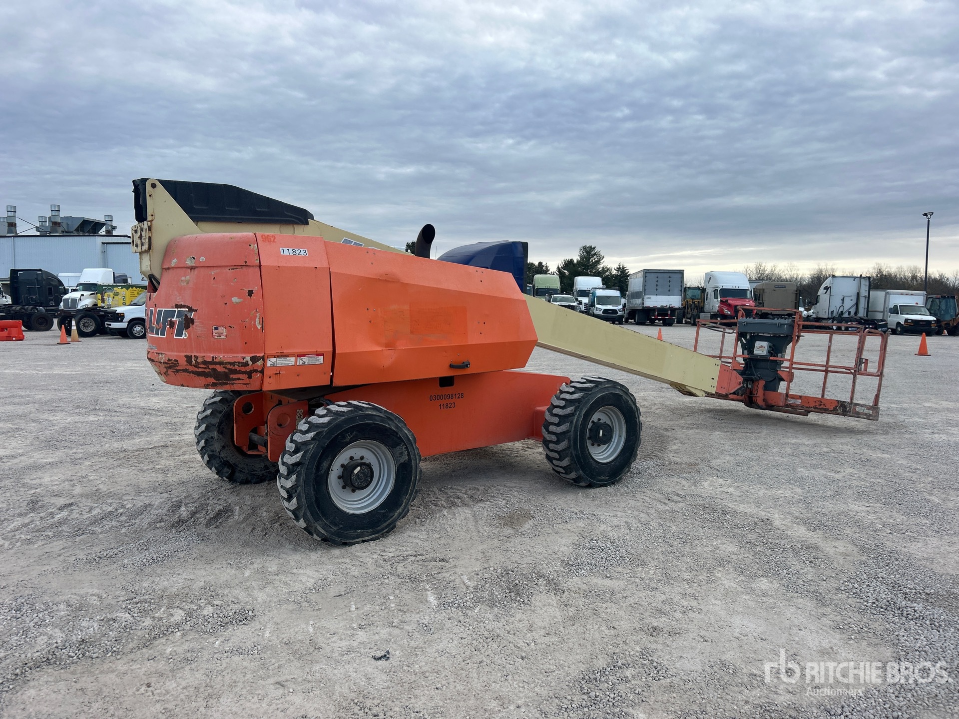 General Appearance with Imagen: esquina trasera derecha