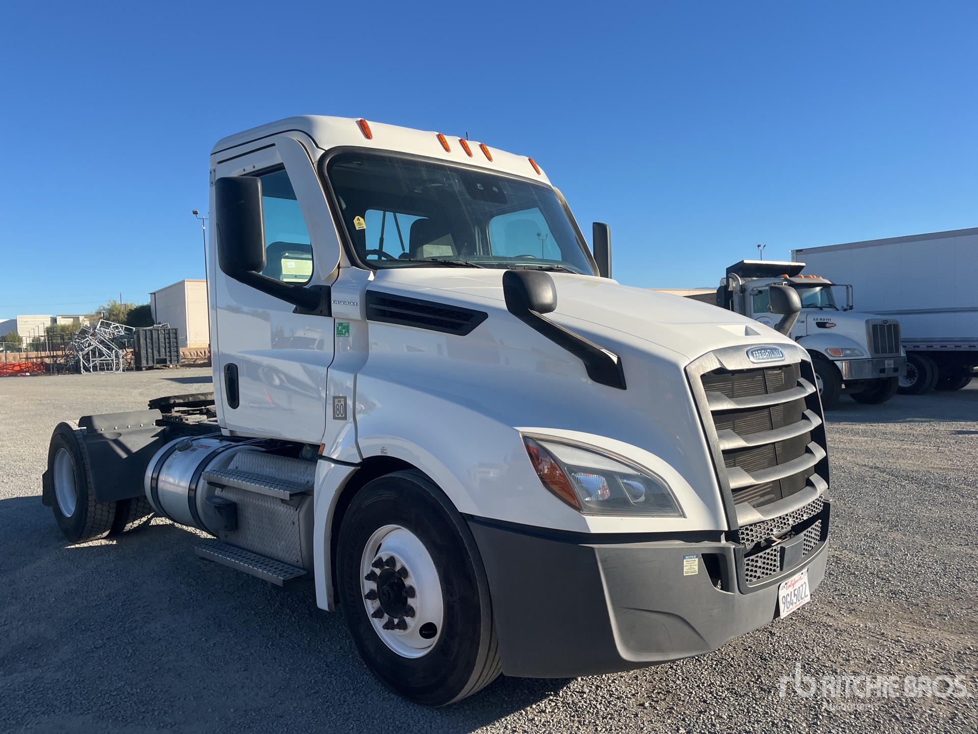 General Appearance with Imagen: esquina delantera derecha