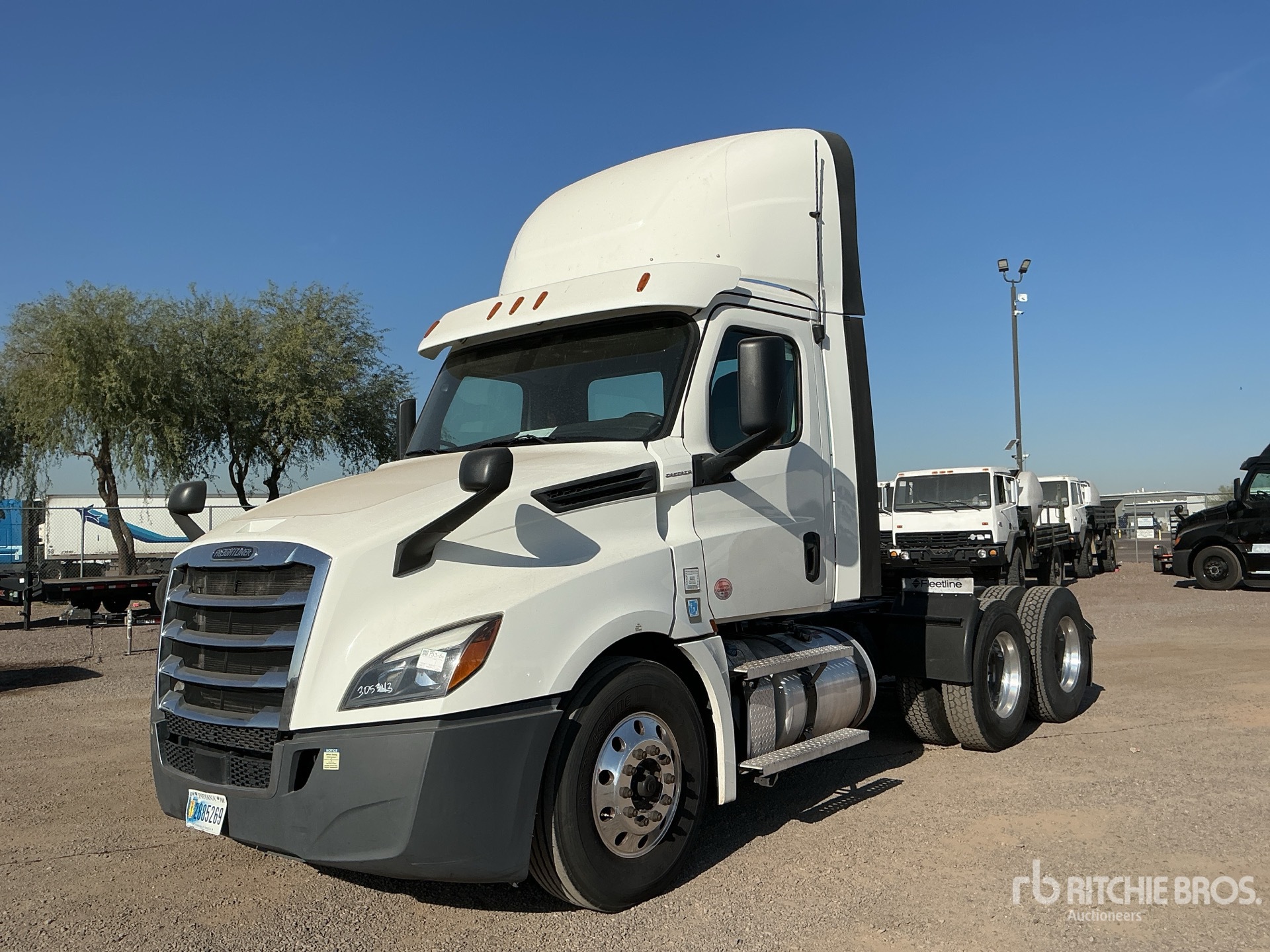 General Appearance with Picture, Left Front Corner