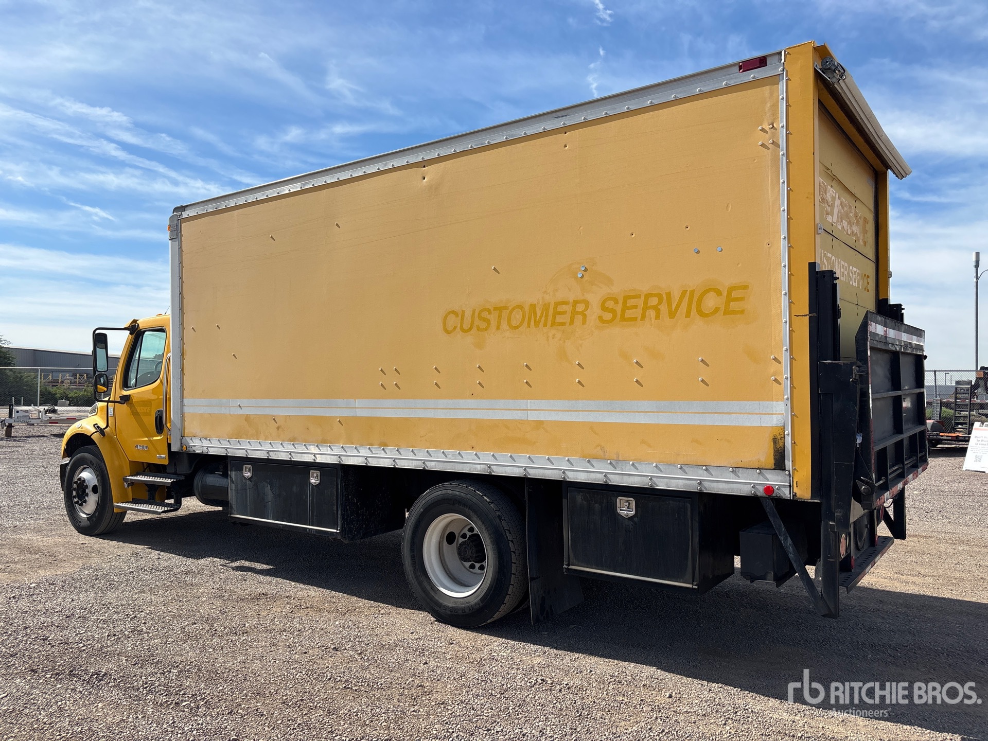 General Appearance with Imagen: esquina trasera izquierda