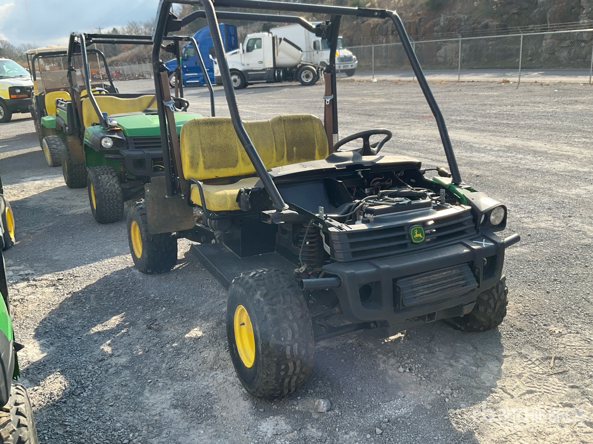 General Appearance with Picture, Right Front Corner