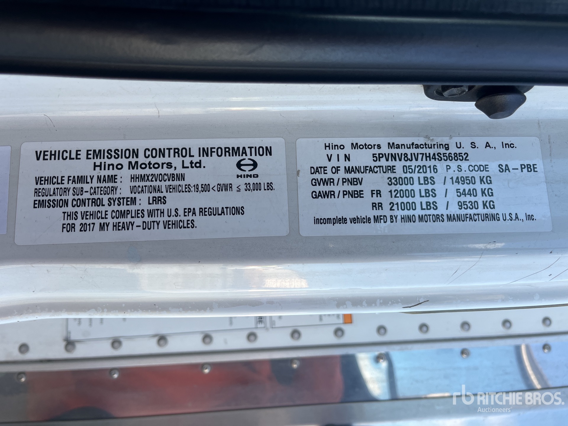 General Appearance with Numéro de série/Numéro d'identification du véhicule automobile
