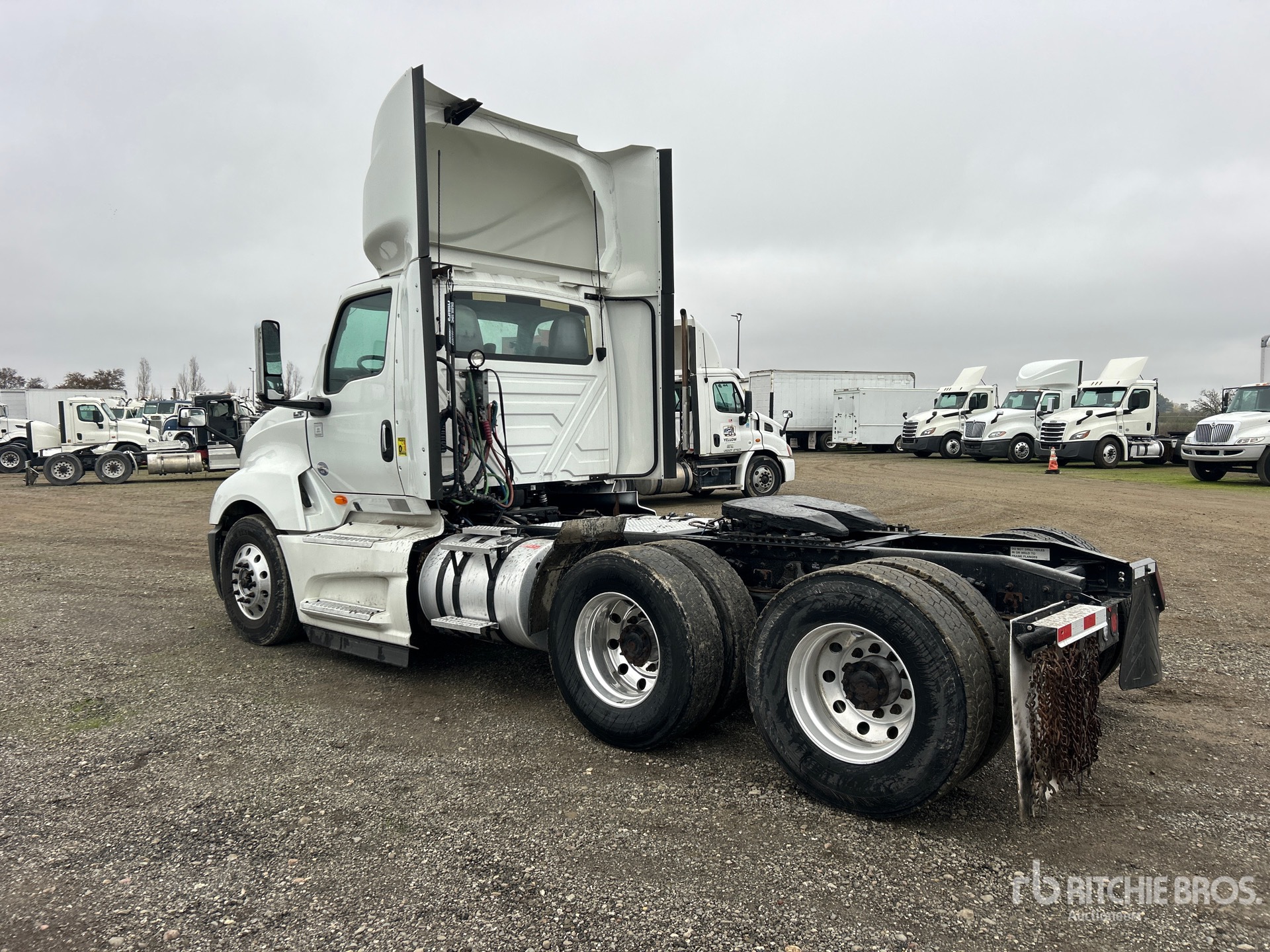 General Appearance with Imagen: esquina trasera izquierda