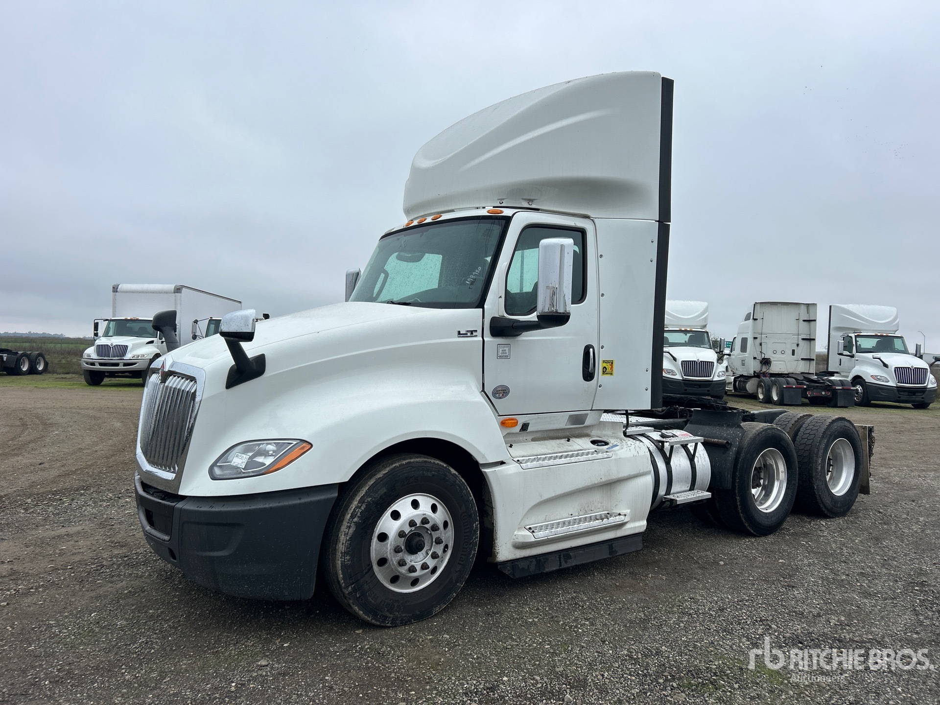 General Appearance with Imagen: esquina delantera izquierda