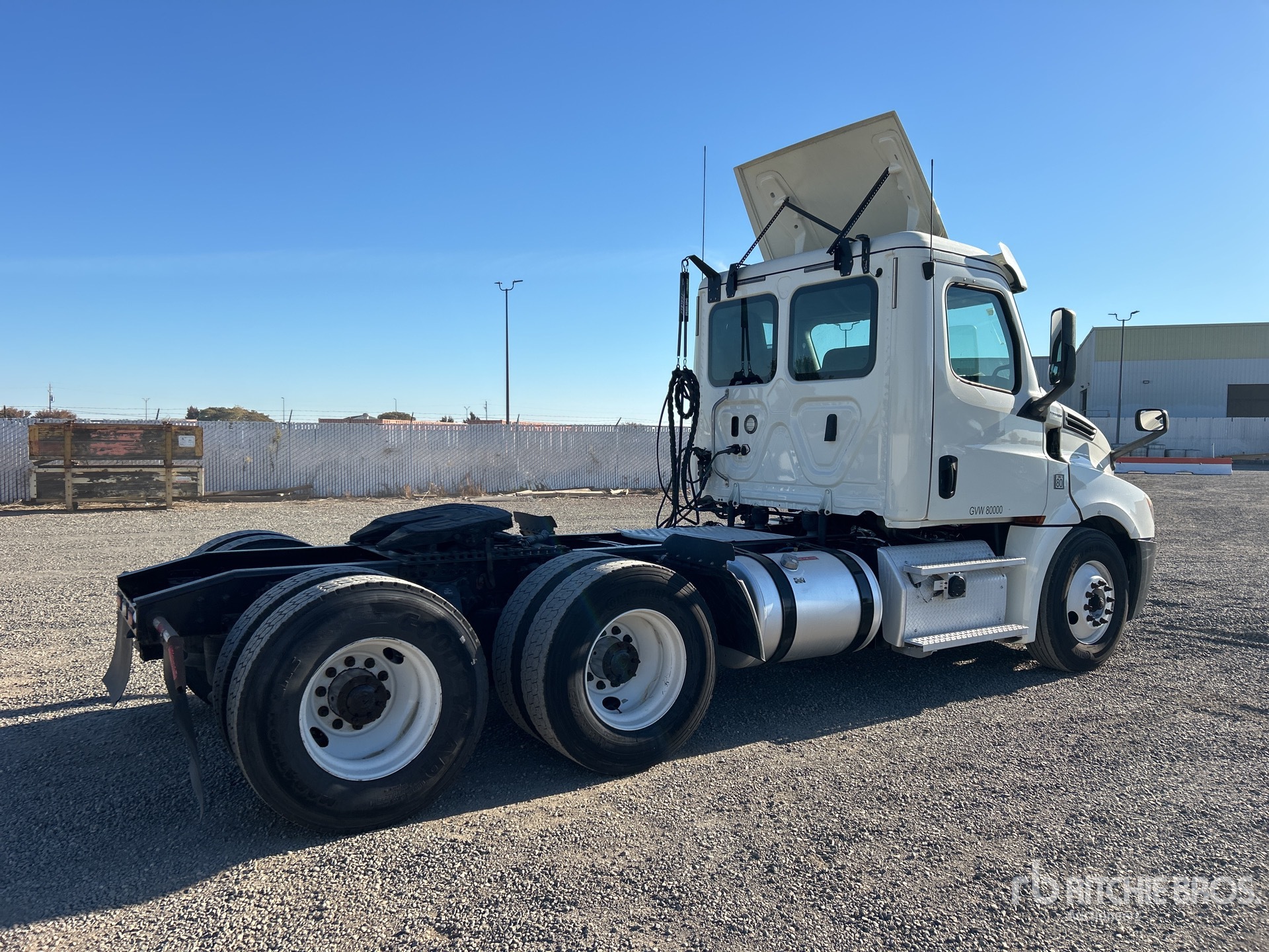 General Appearance with Zdjęcie, prawy dolny róg