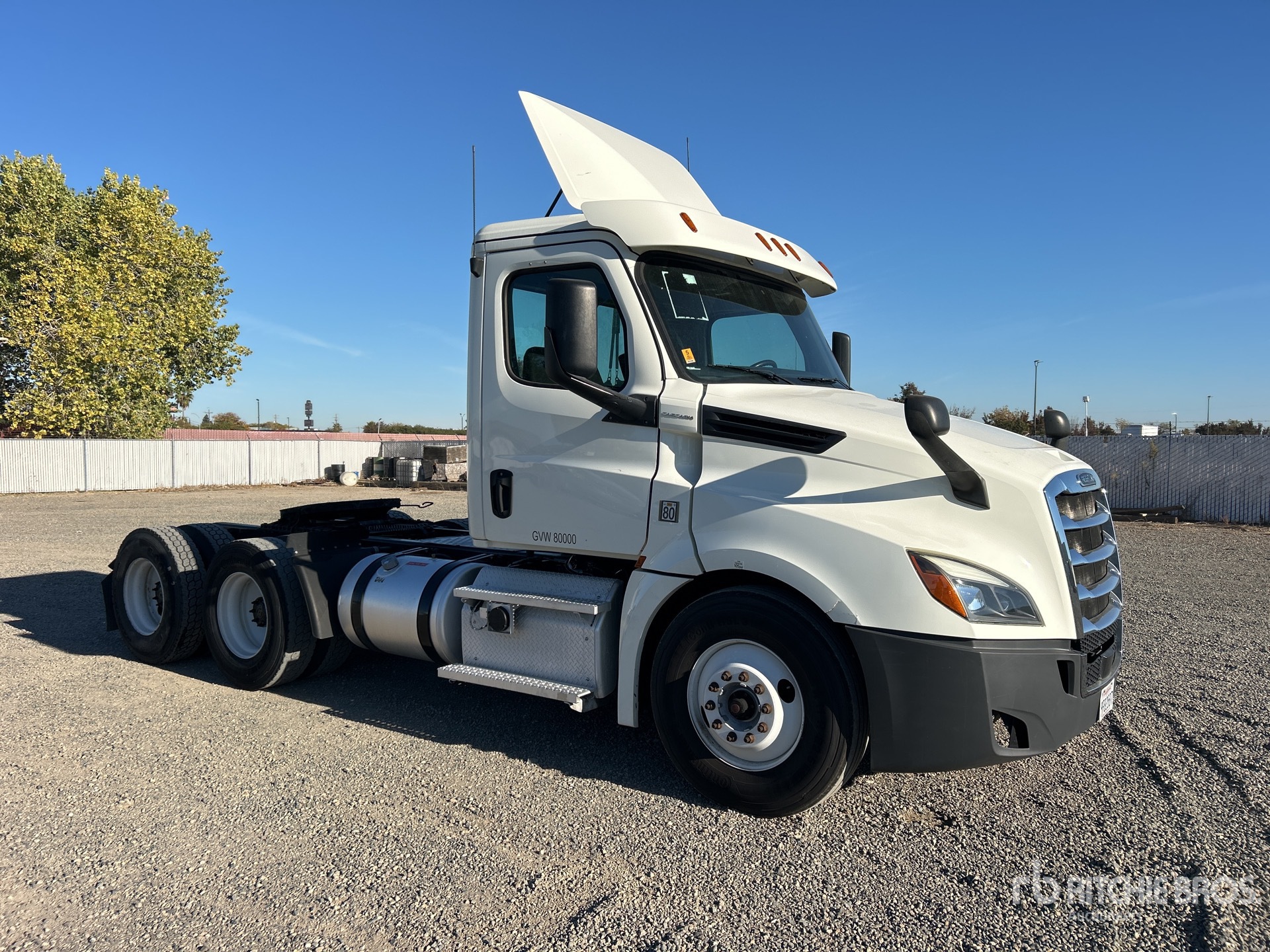 General Appearance with Zdjęcie, prawy górny róg