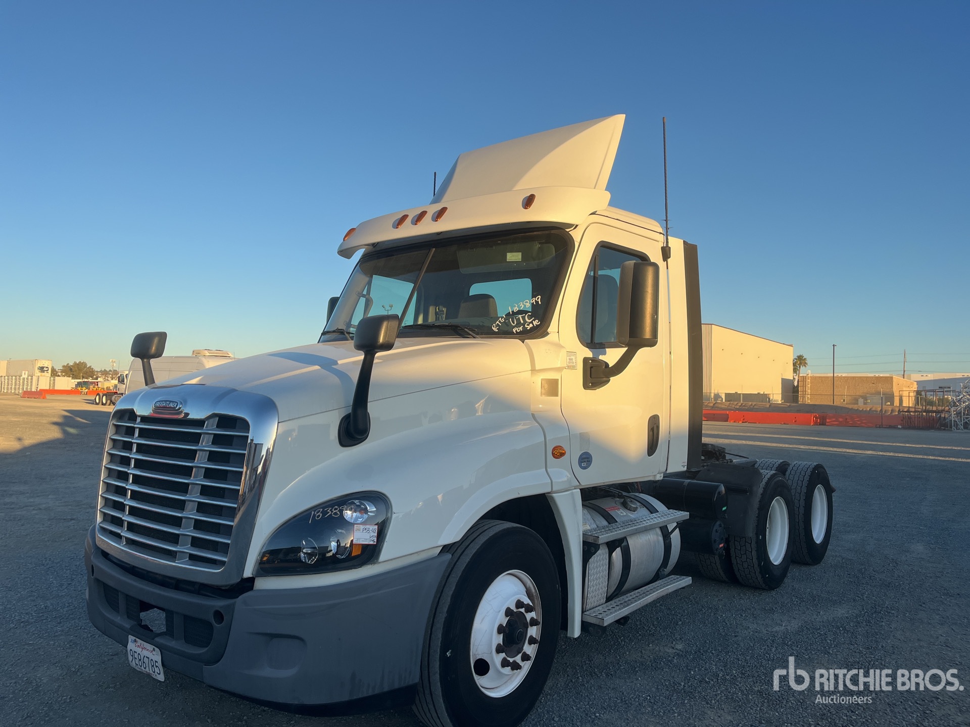 General Appearance with Featured Photo