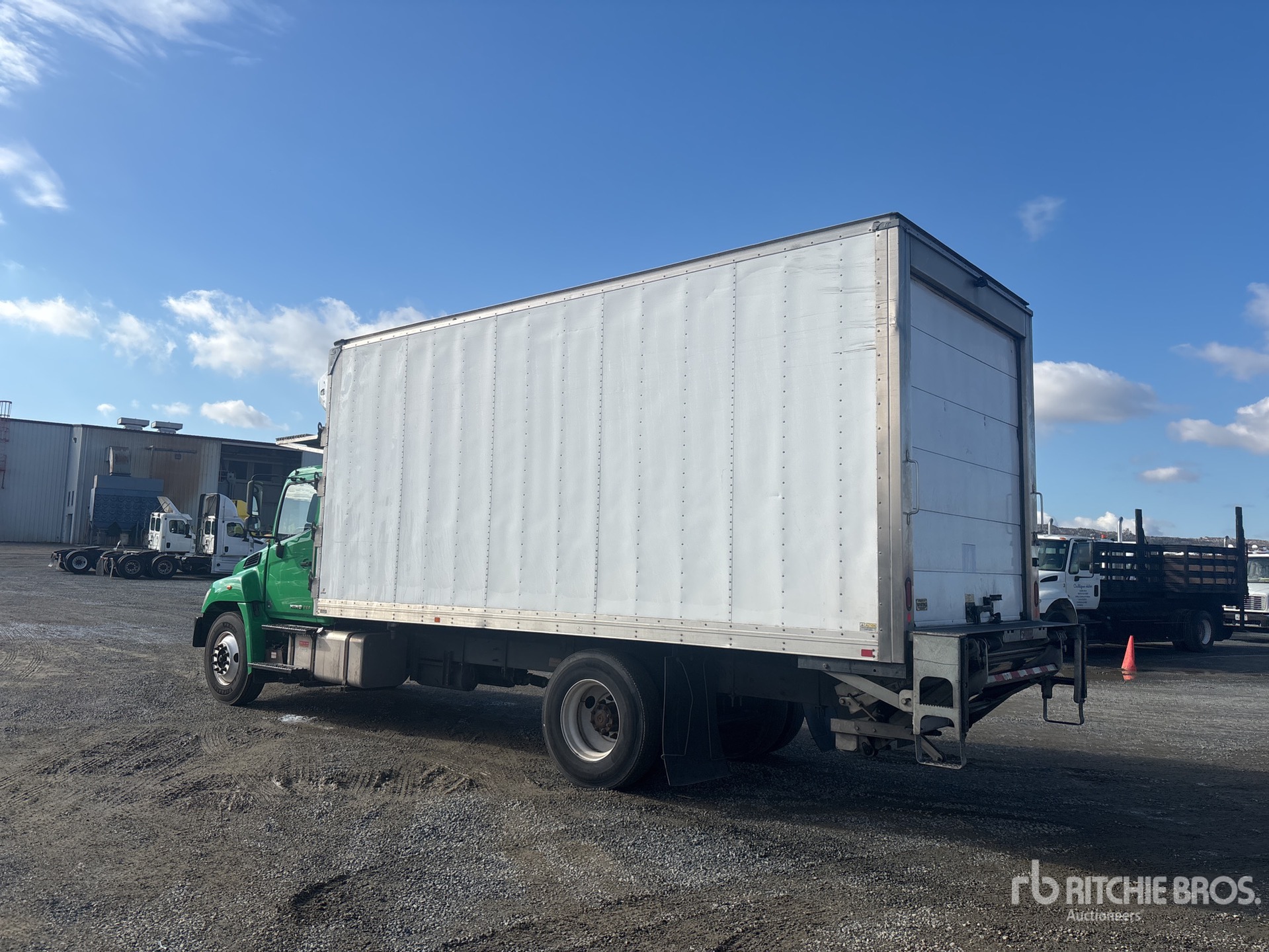 General Appearance with Imagen: esquina trasera izquierda