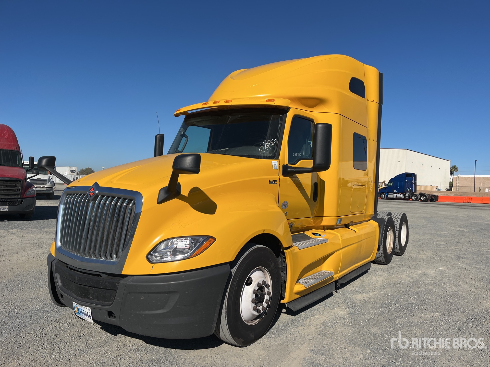 General Appearance with Picture, Left Front Corner