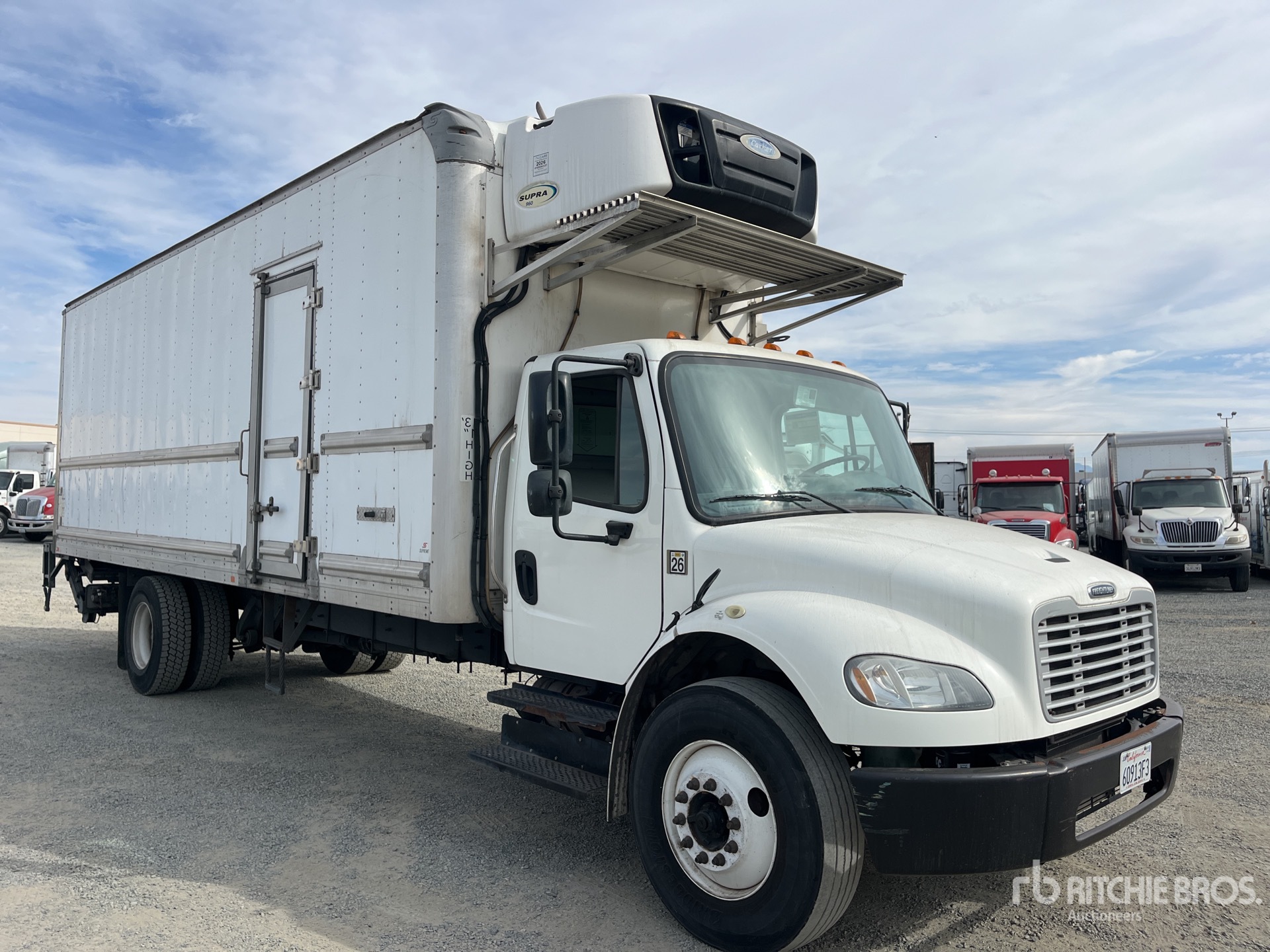 General Appearance with Bild, Ecke vorne rechts