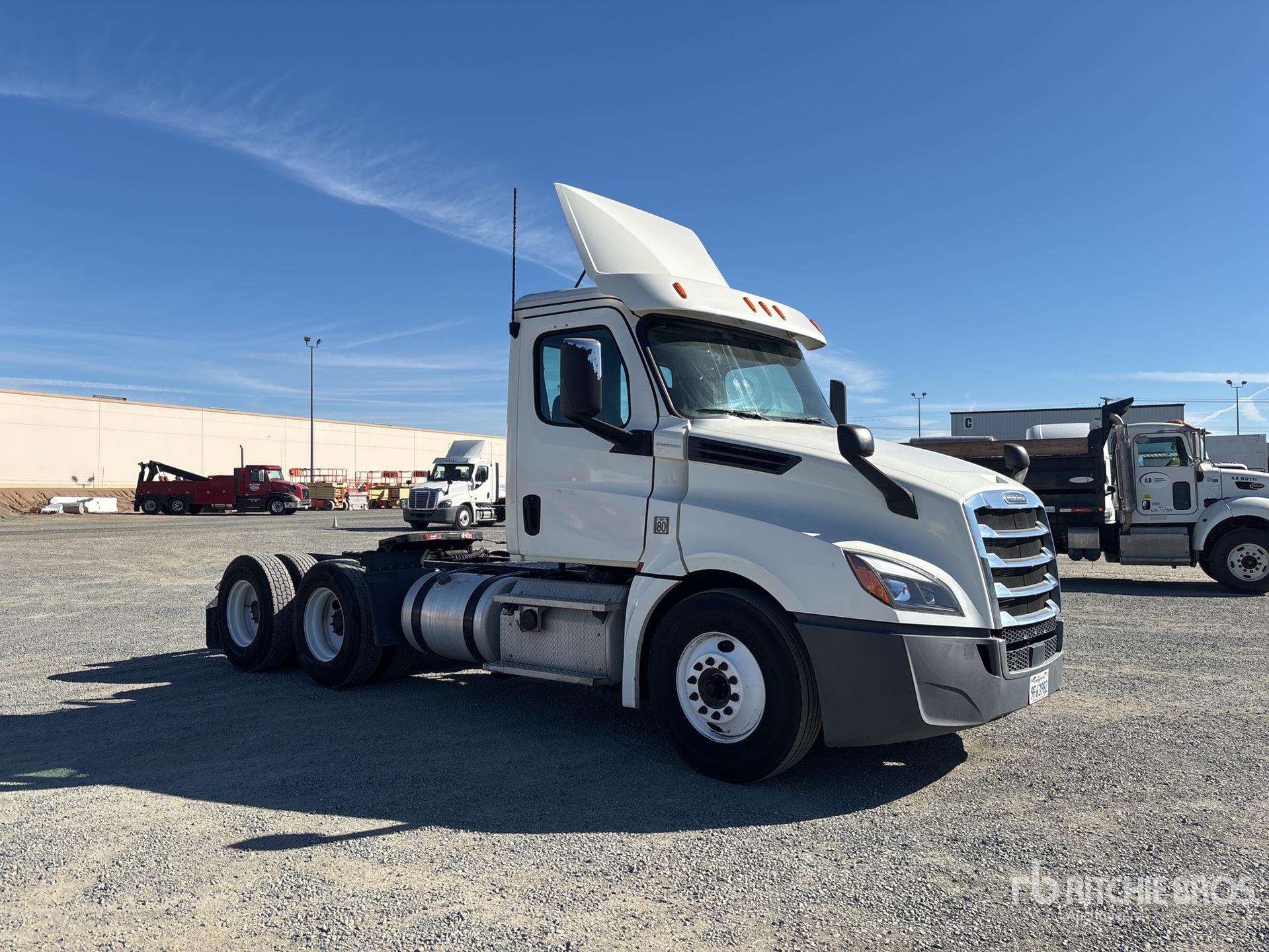 General Appearance with Image, coin avant droit