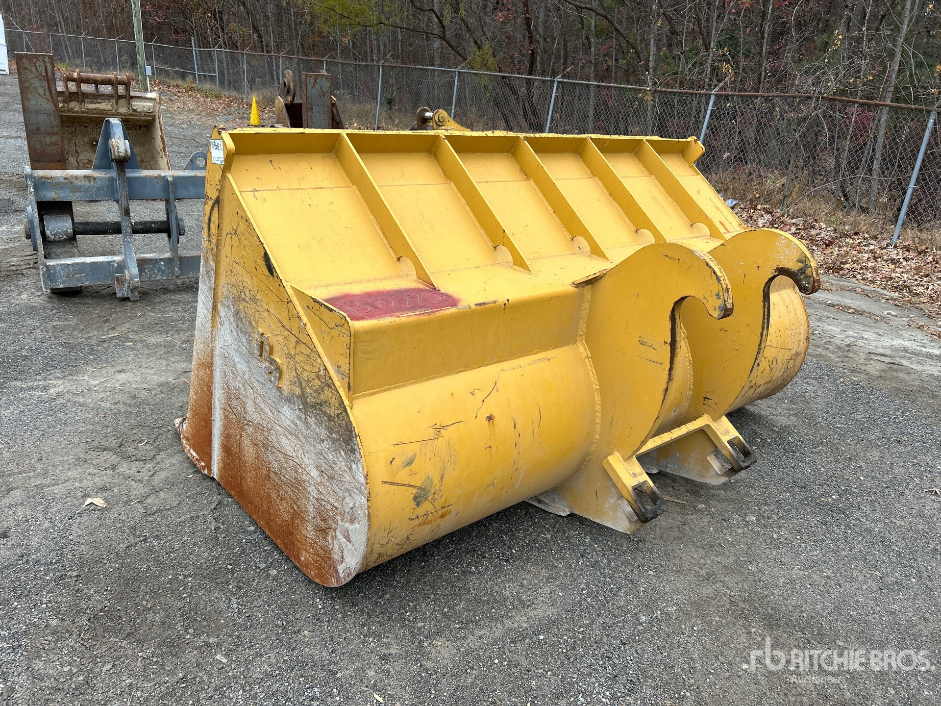 General Appearance with Bild, Ecke hinten links