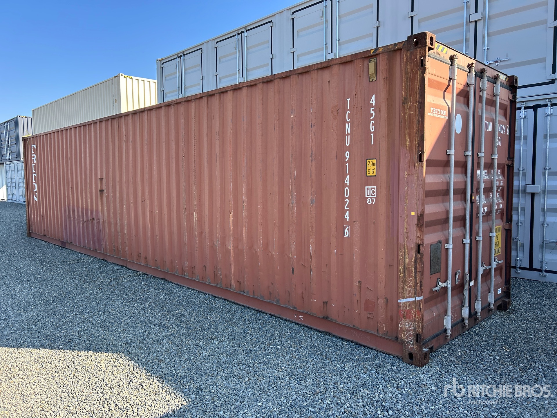 General Appearance with Picture, Left Rear Corner