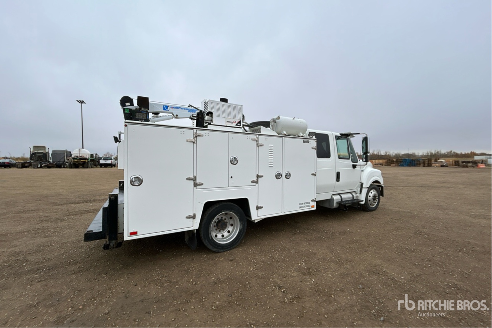 General Appearance with Picture, Right Rear Corner