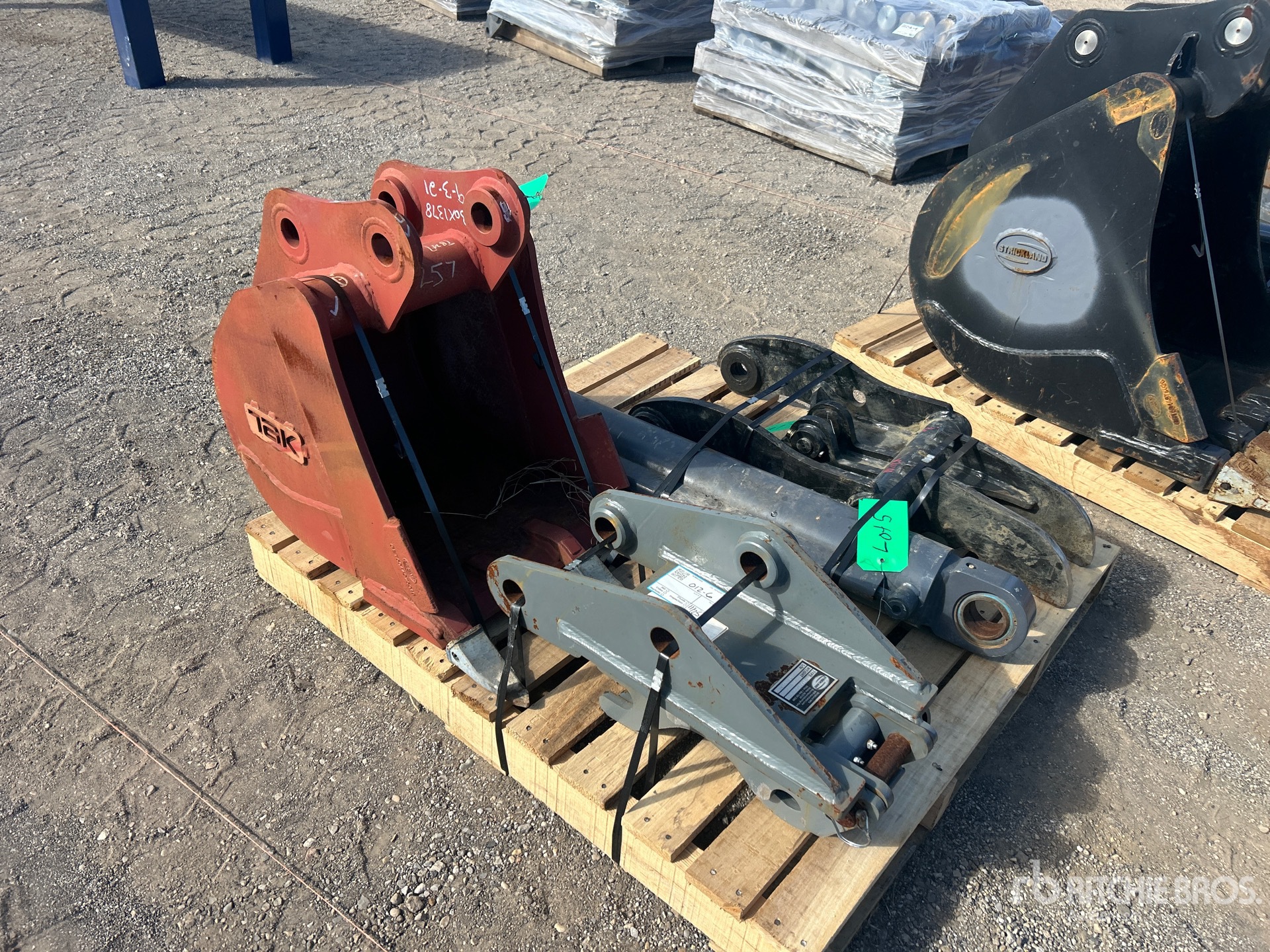 General Appearance with Foto, angolo anteriore destro