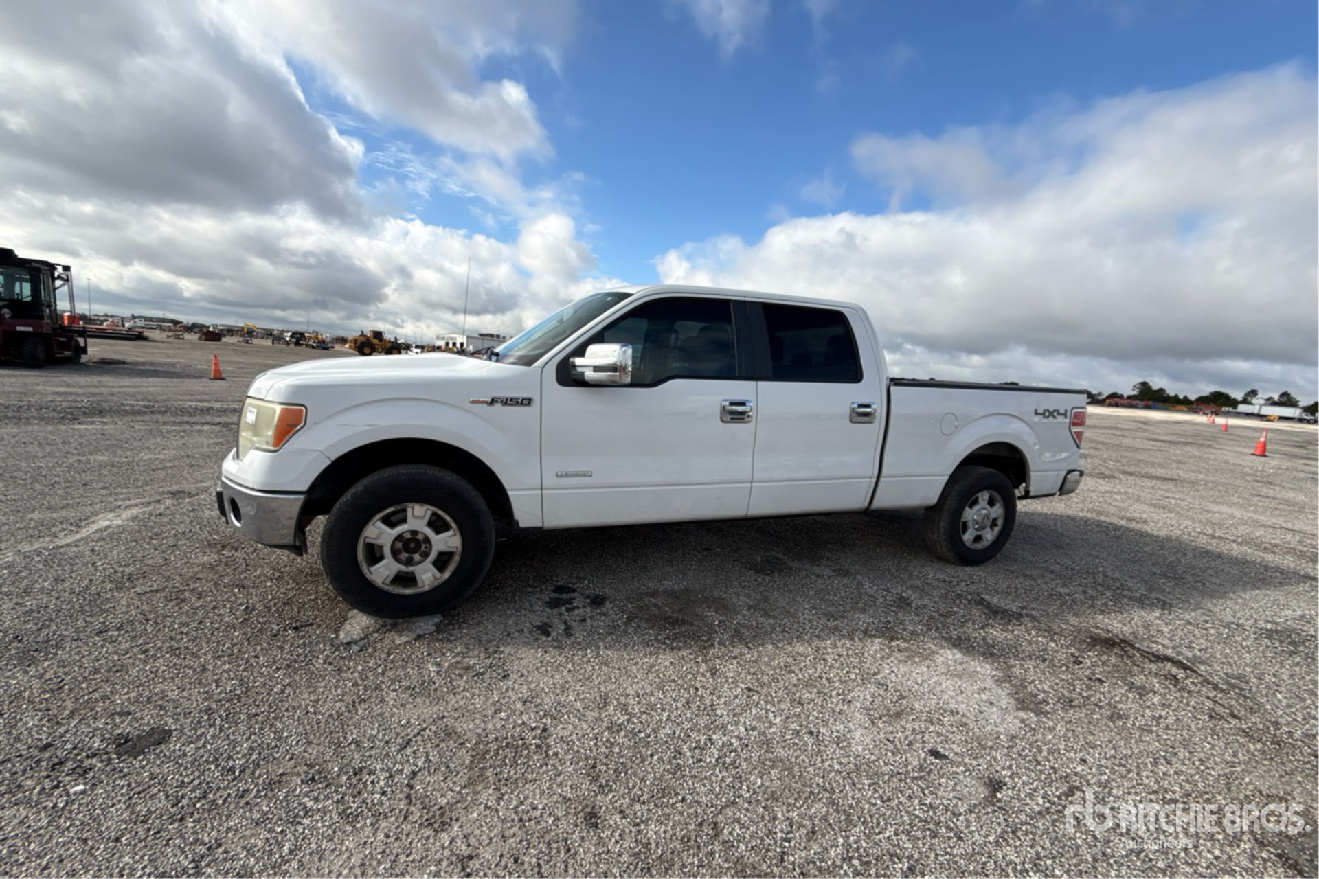 Aspect général with Image, coin avant gauche