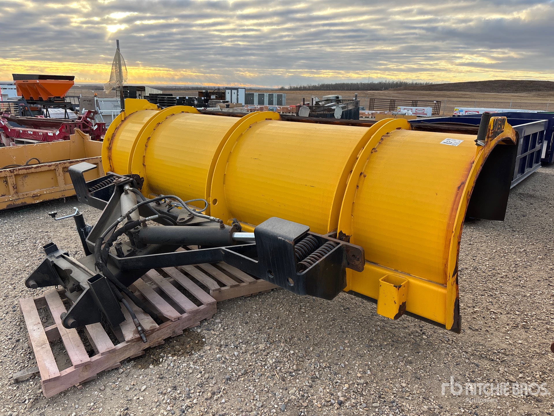 General Appearance with Imagen: esquina trasera derecha