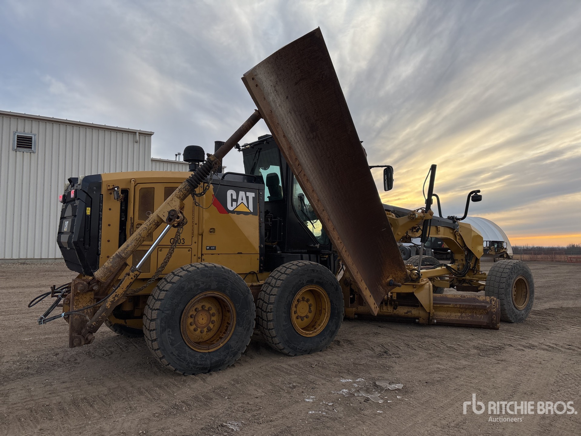 General Appearance with Imagen: esquina trasera derecha