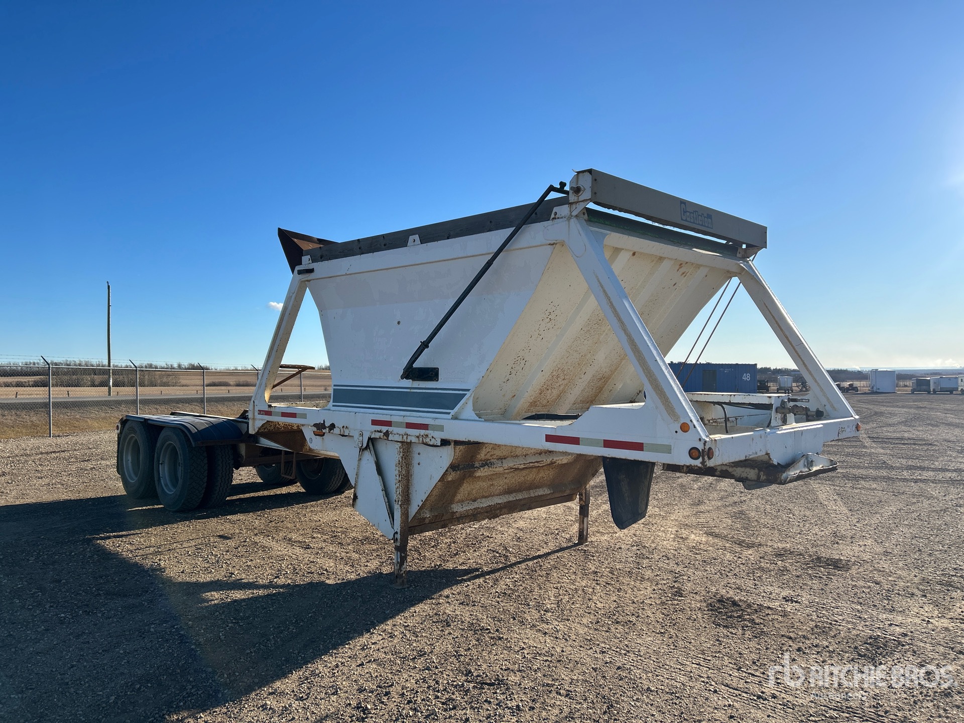 General Appearance with Image, coin avant droit