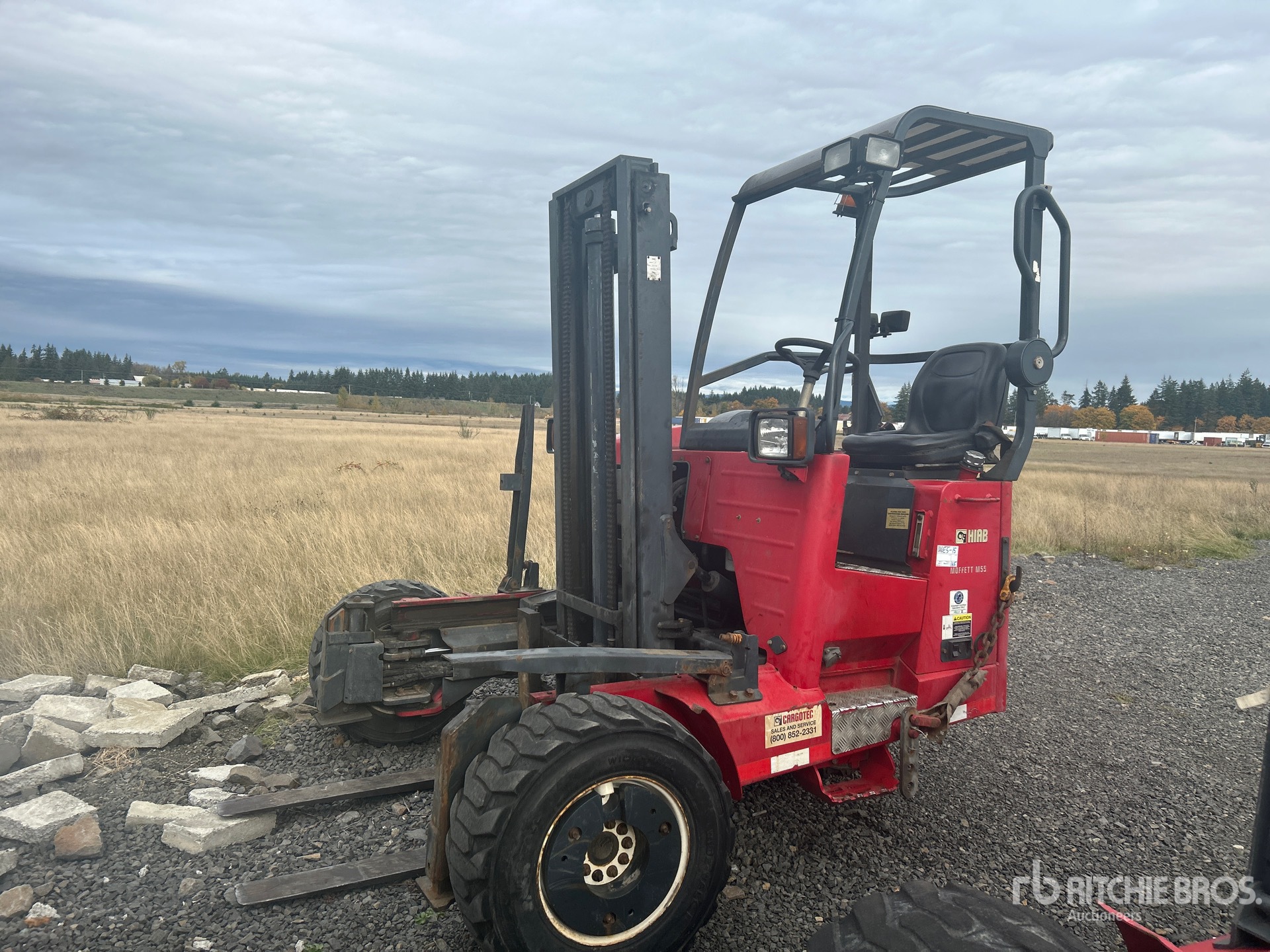 General Appearance with Featured Photo