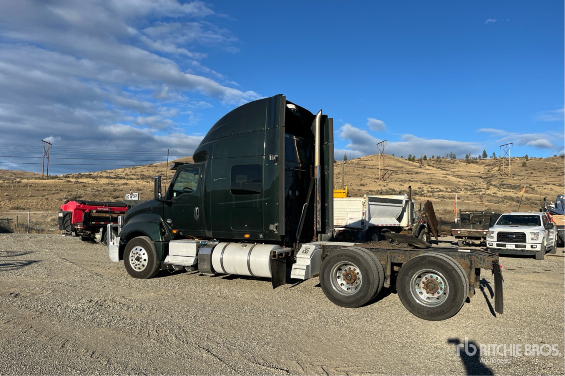 General Appearance with Picture, Left Rear Corner