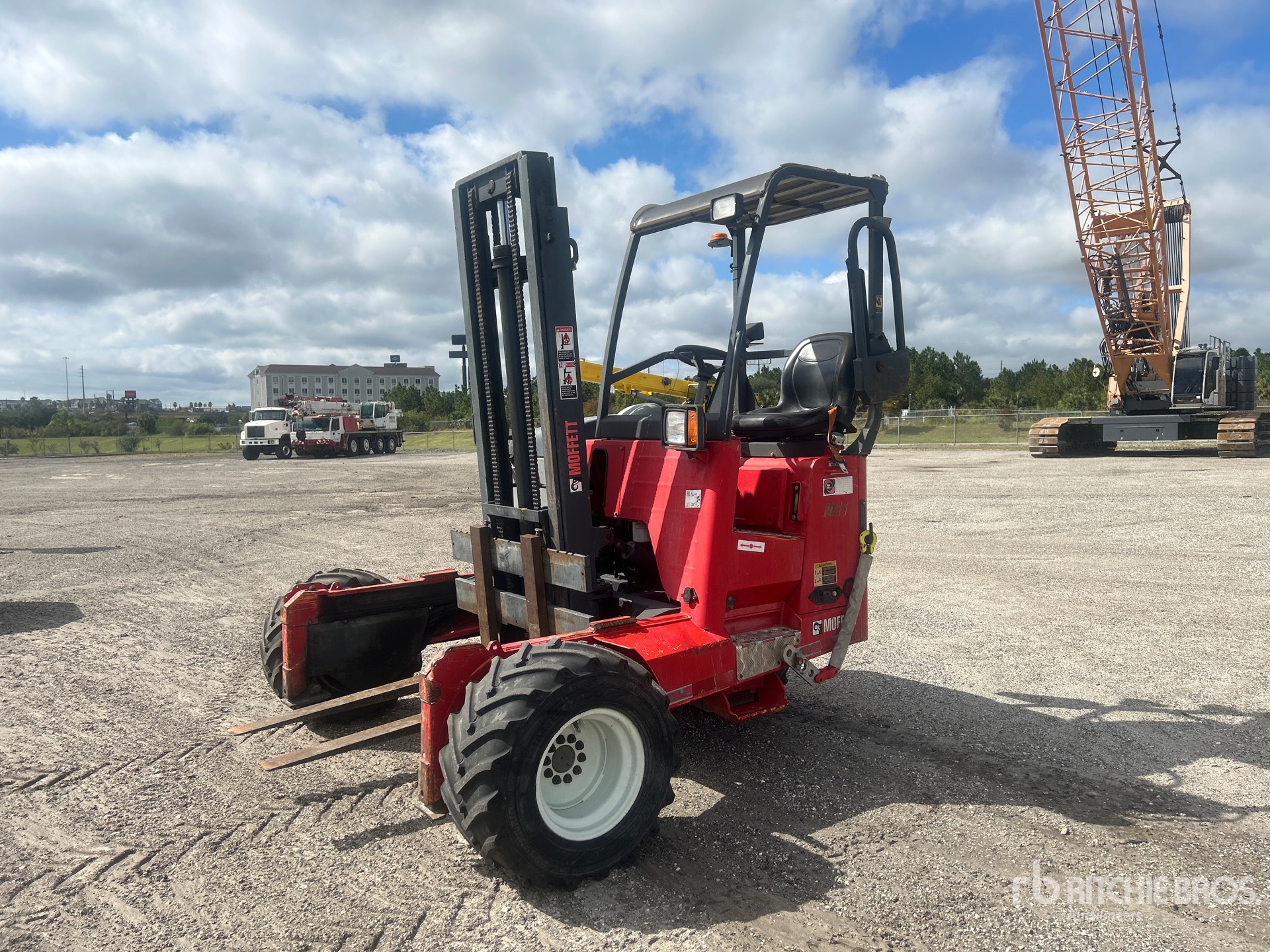 General Appearance with Imagen: esquina delantera izquierda