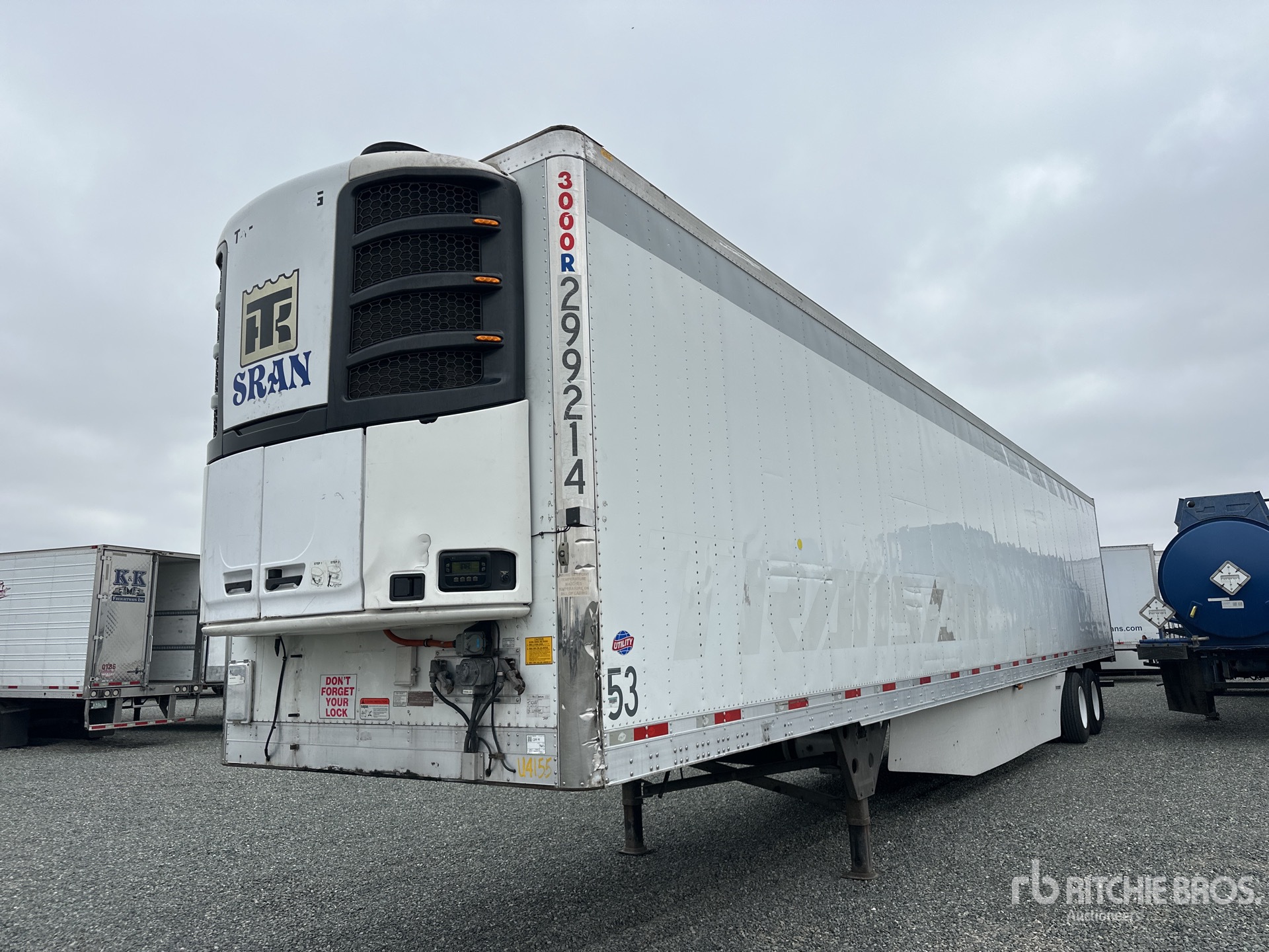 Aspect général with Image, coin avant gauche