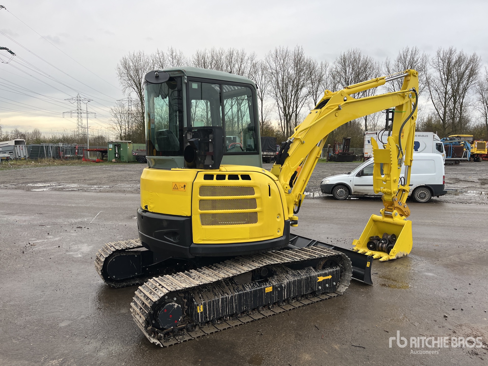 General Appearance with Picture, Right Rear Corner