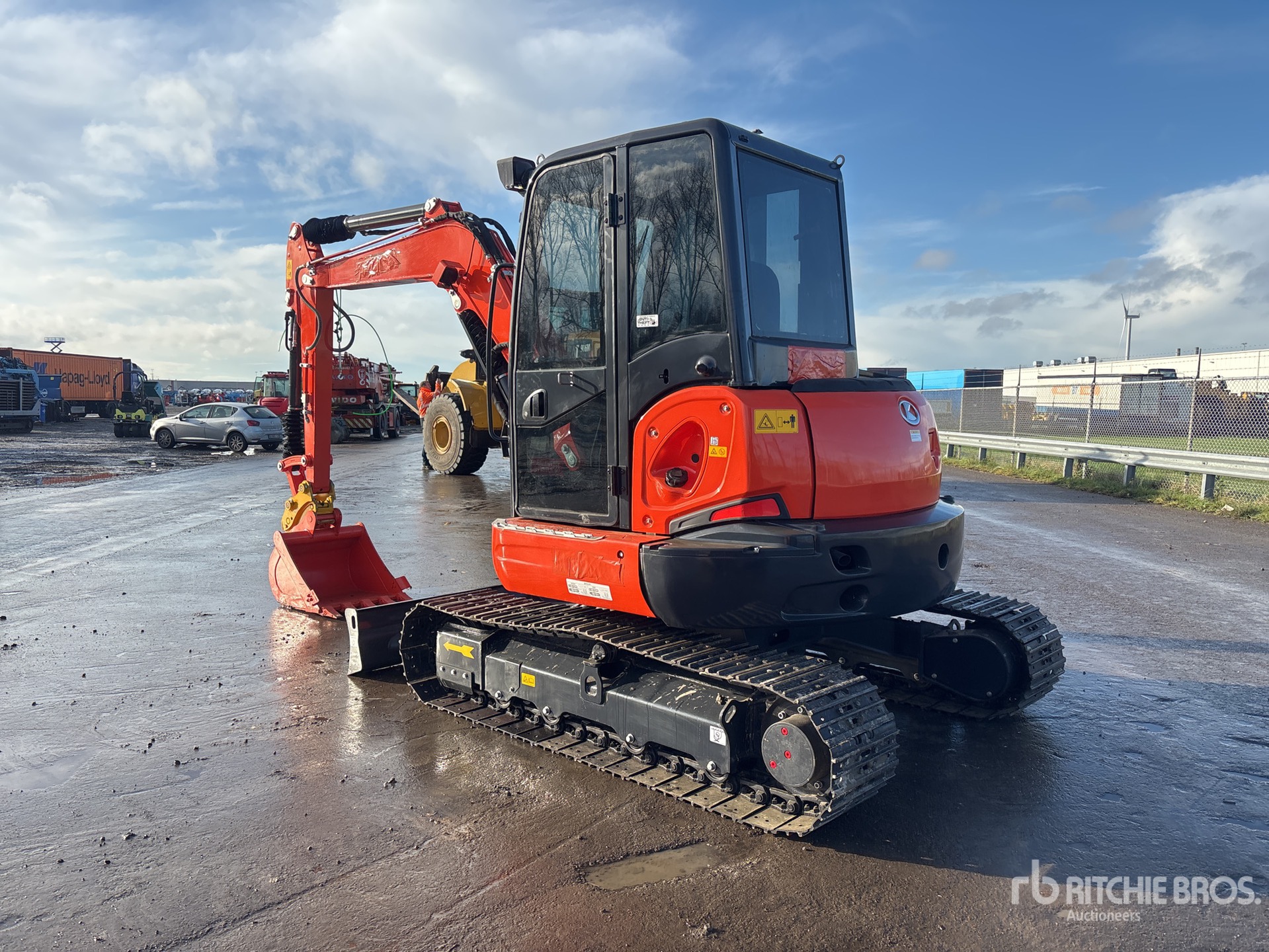 General Appearance with Picture, Left Rear Corner