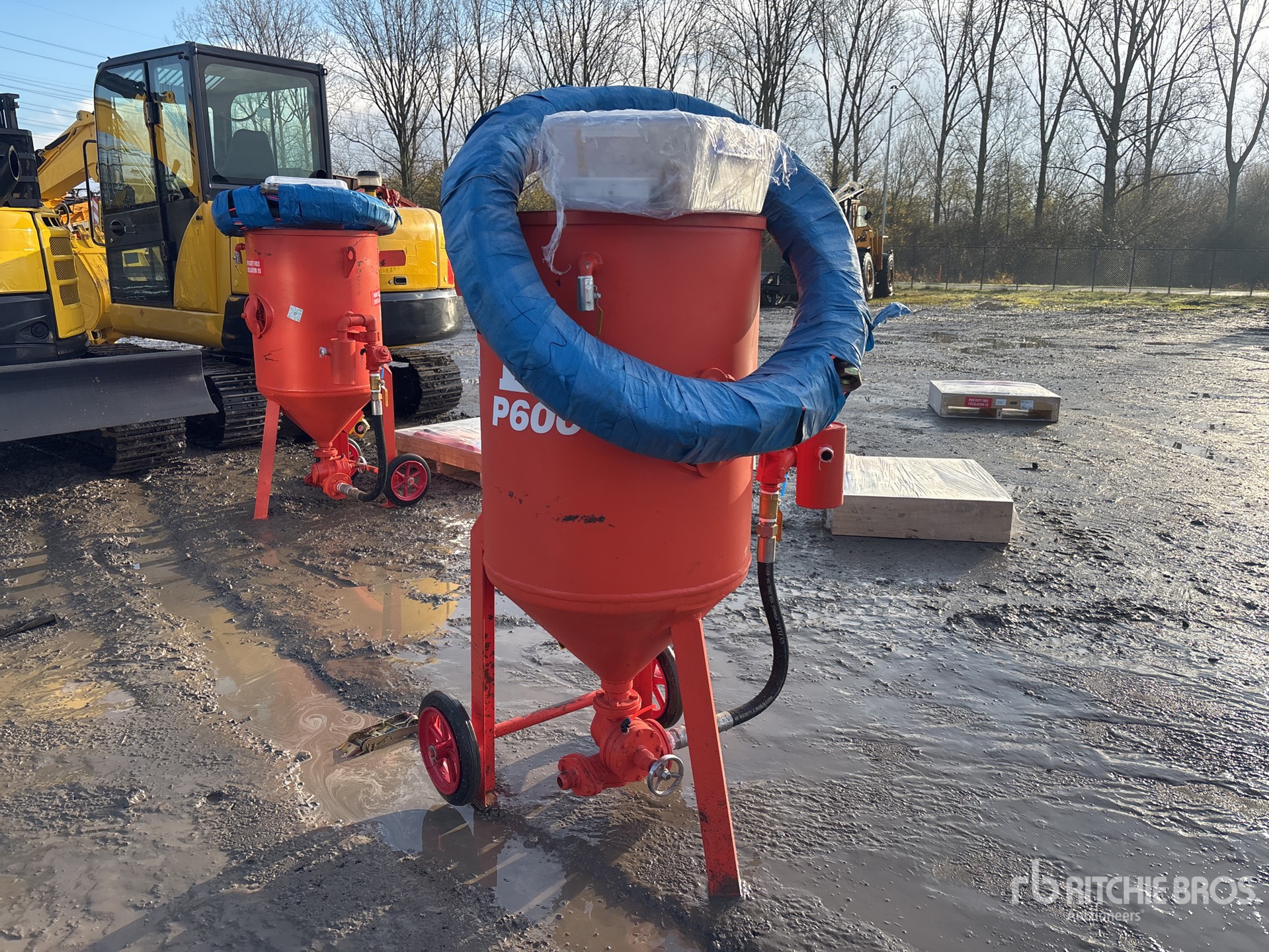 Aspect général with Image, coin avant droit