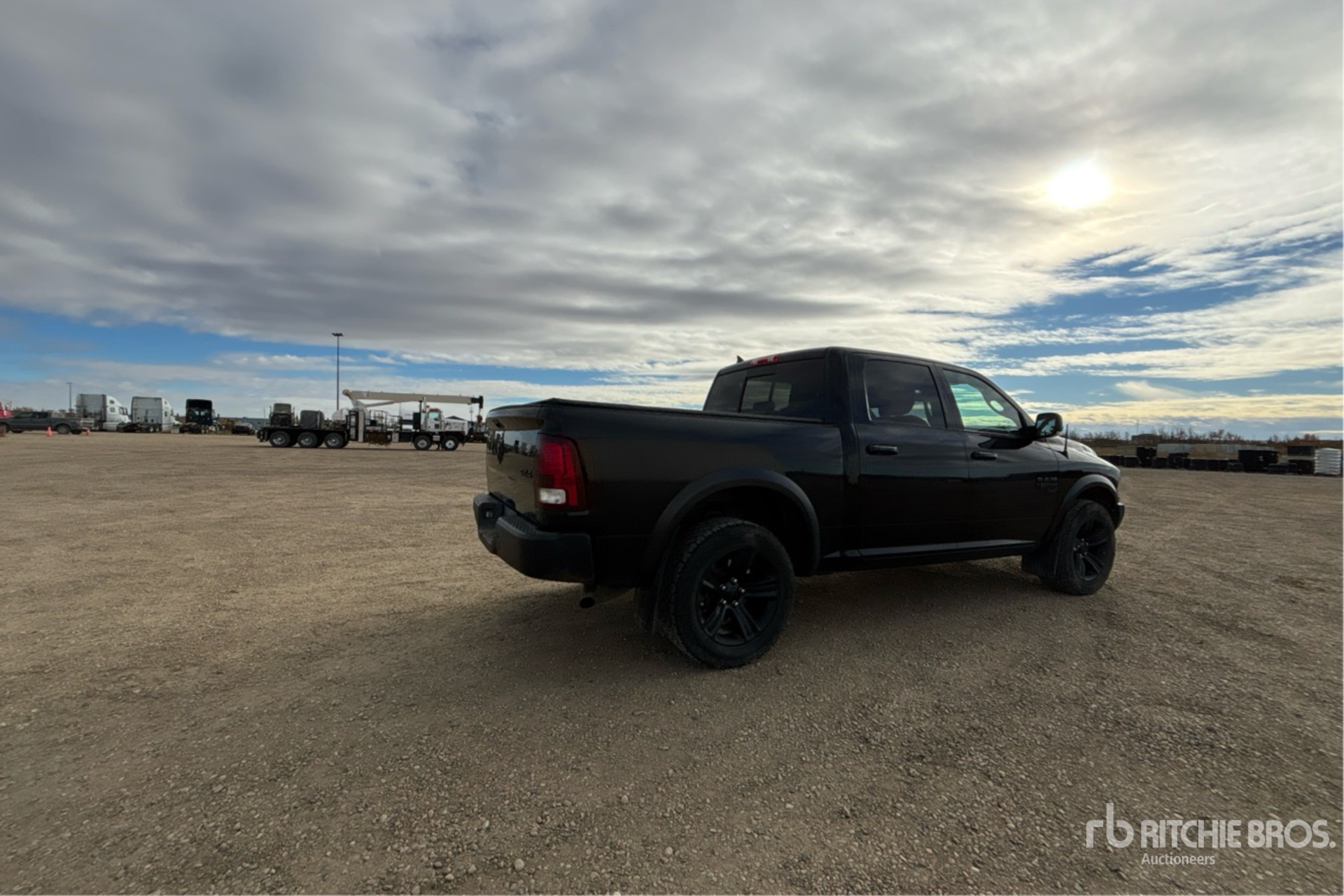 General Appearance with Picture, Right Rear Corner