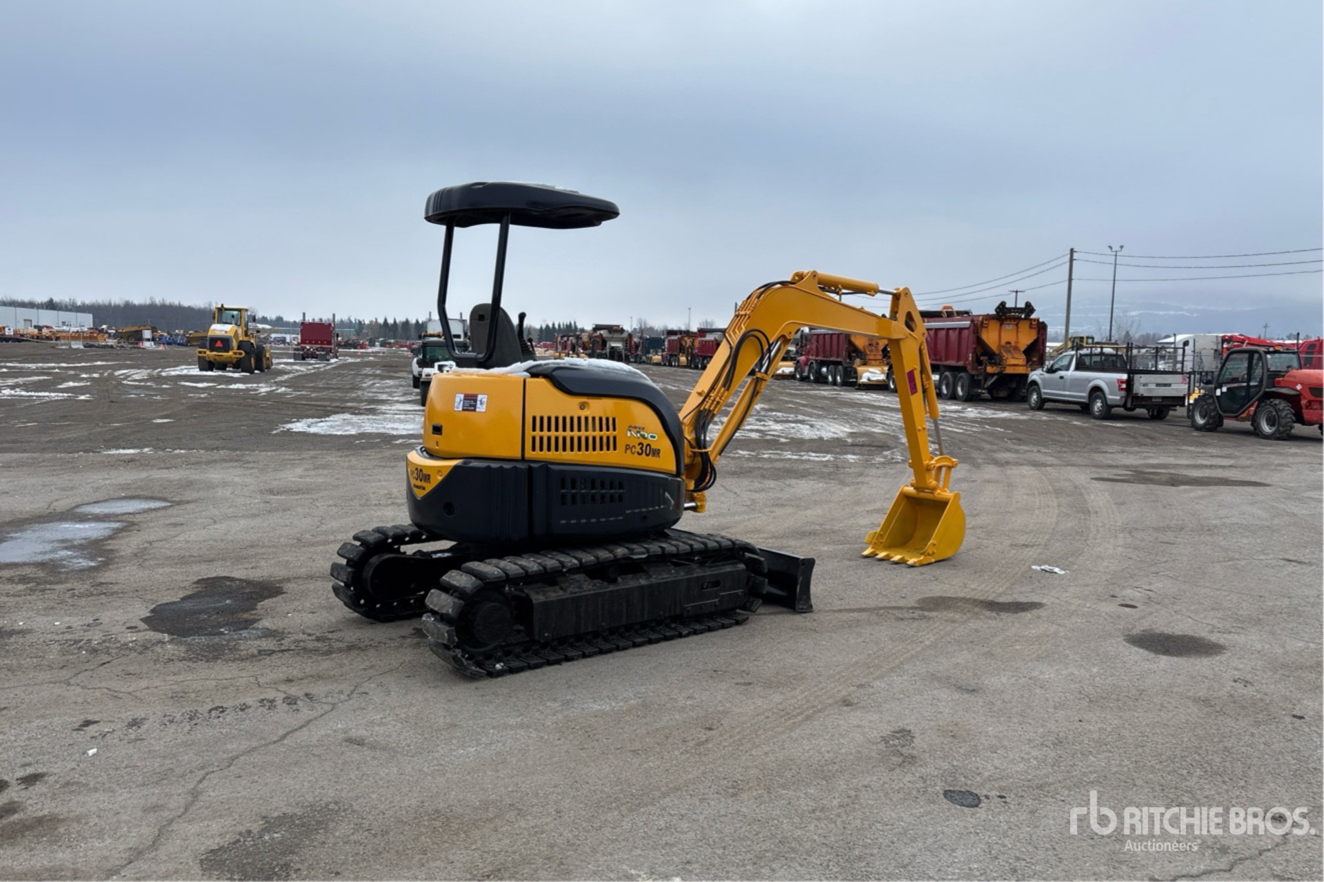 General Appearance with Picture, Right Rear Corner