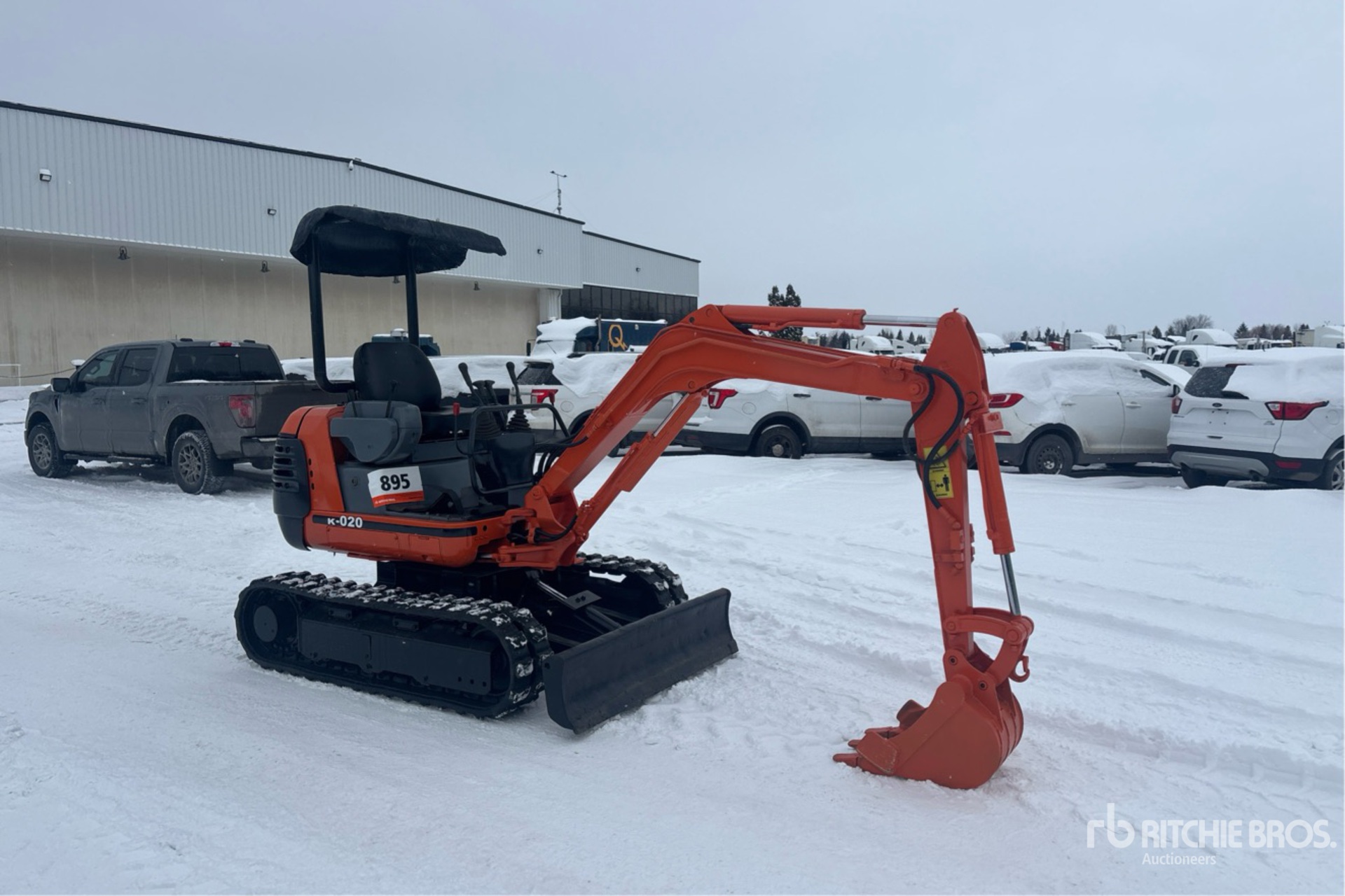 General Appearance with Picture, Right Front Corner