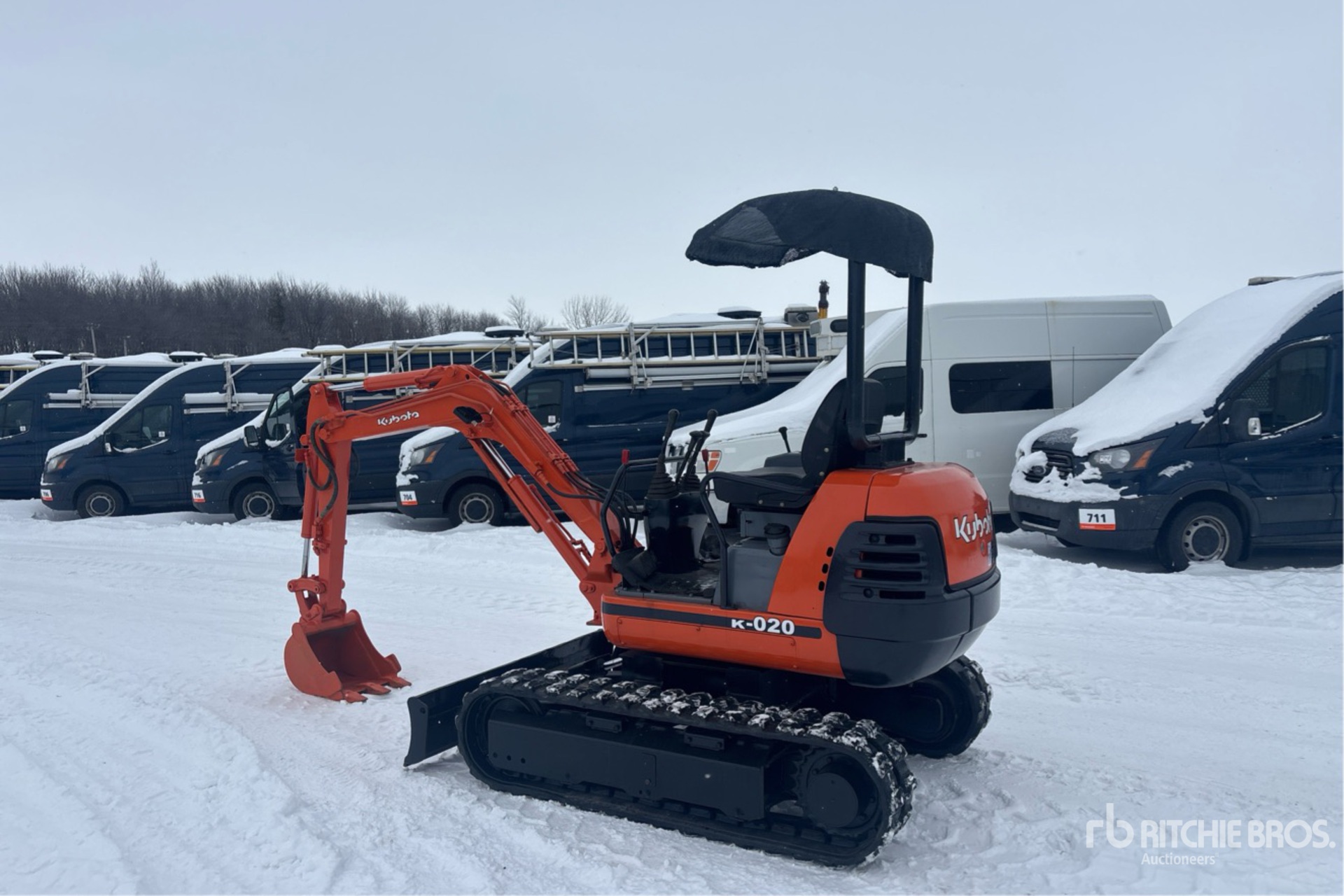 General Appearance with Picture, Left Rear Corner