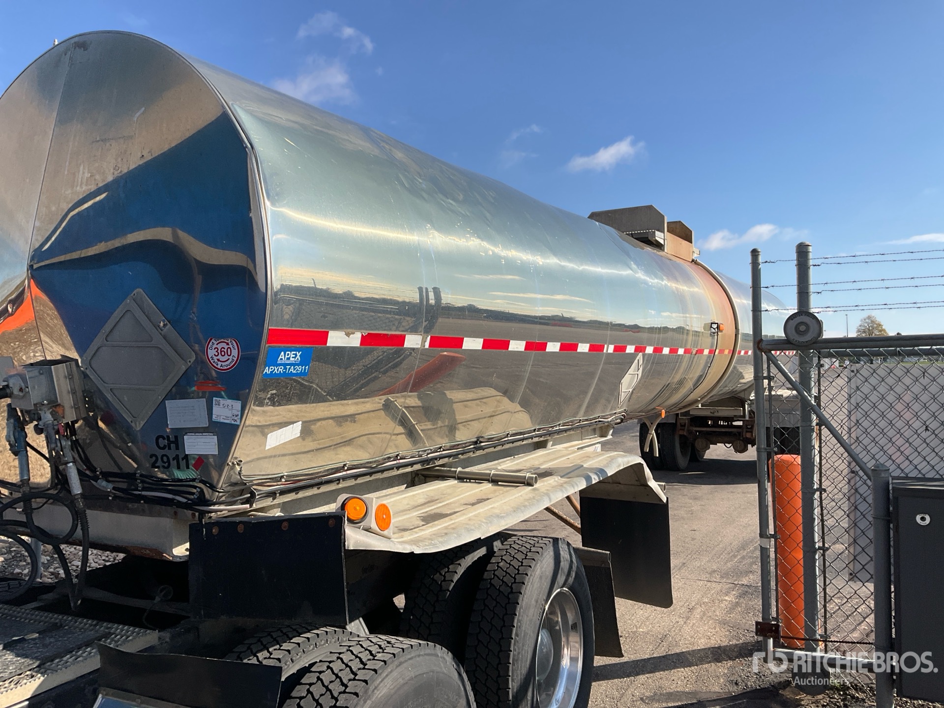 General Appearance with Featured Photo