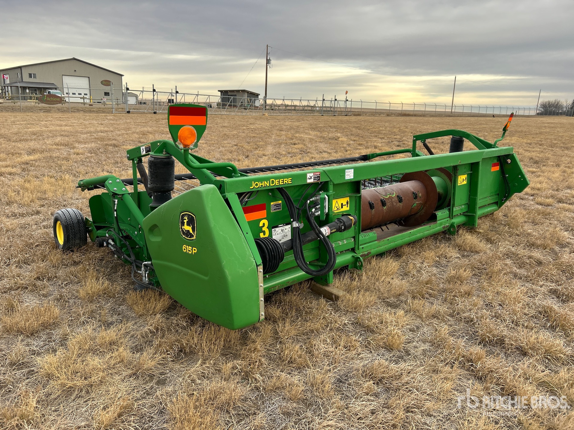 General Appearance with Foto, angolo posteriore sinistro