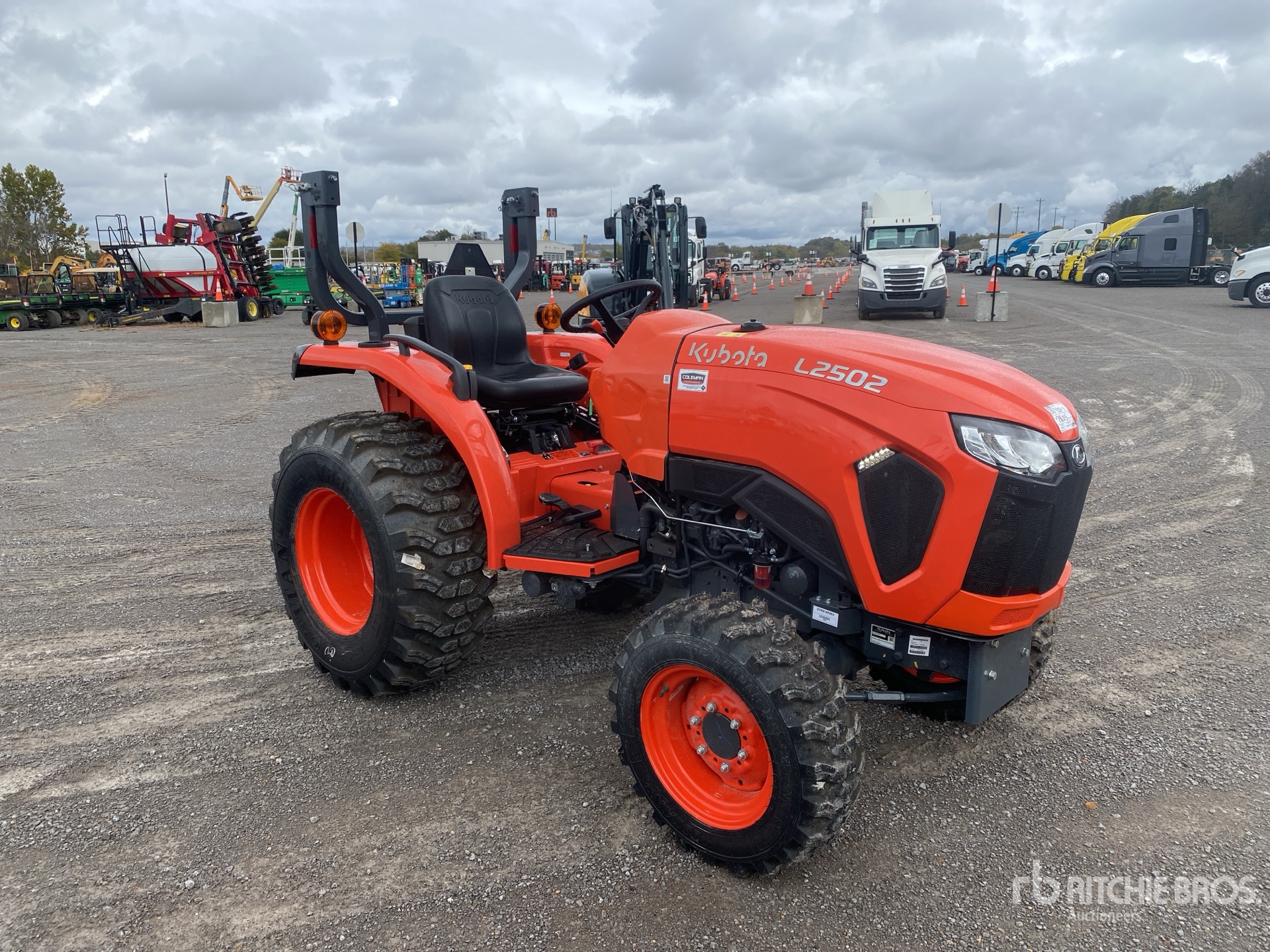 Aspect général with Image, coin avant droit